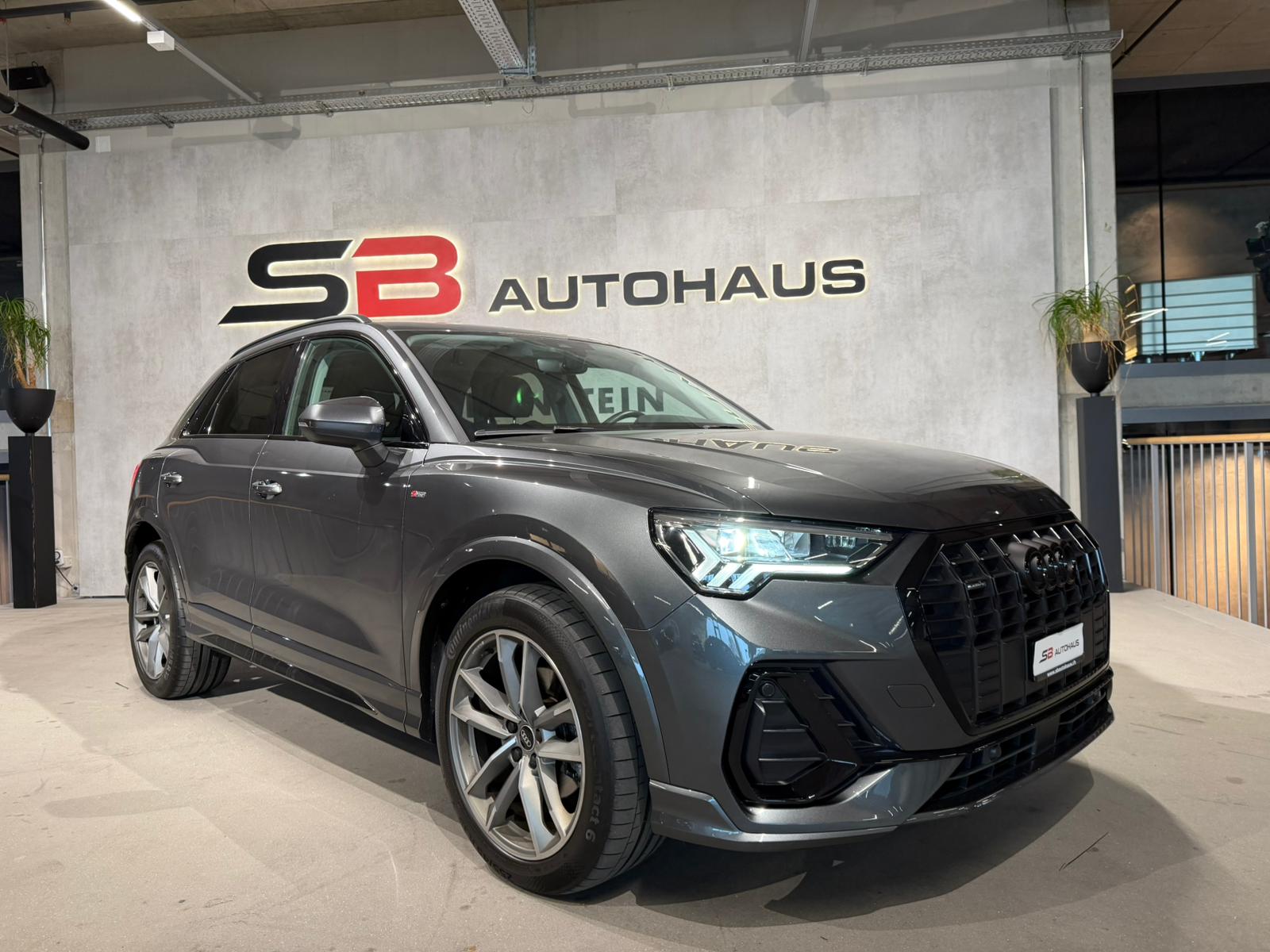 AUDI Q3 Sportback 35 TDI S line quattro S-tronic-image-5