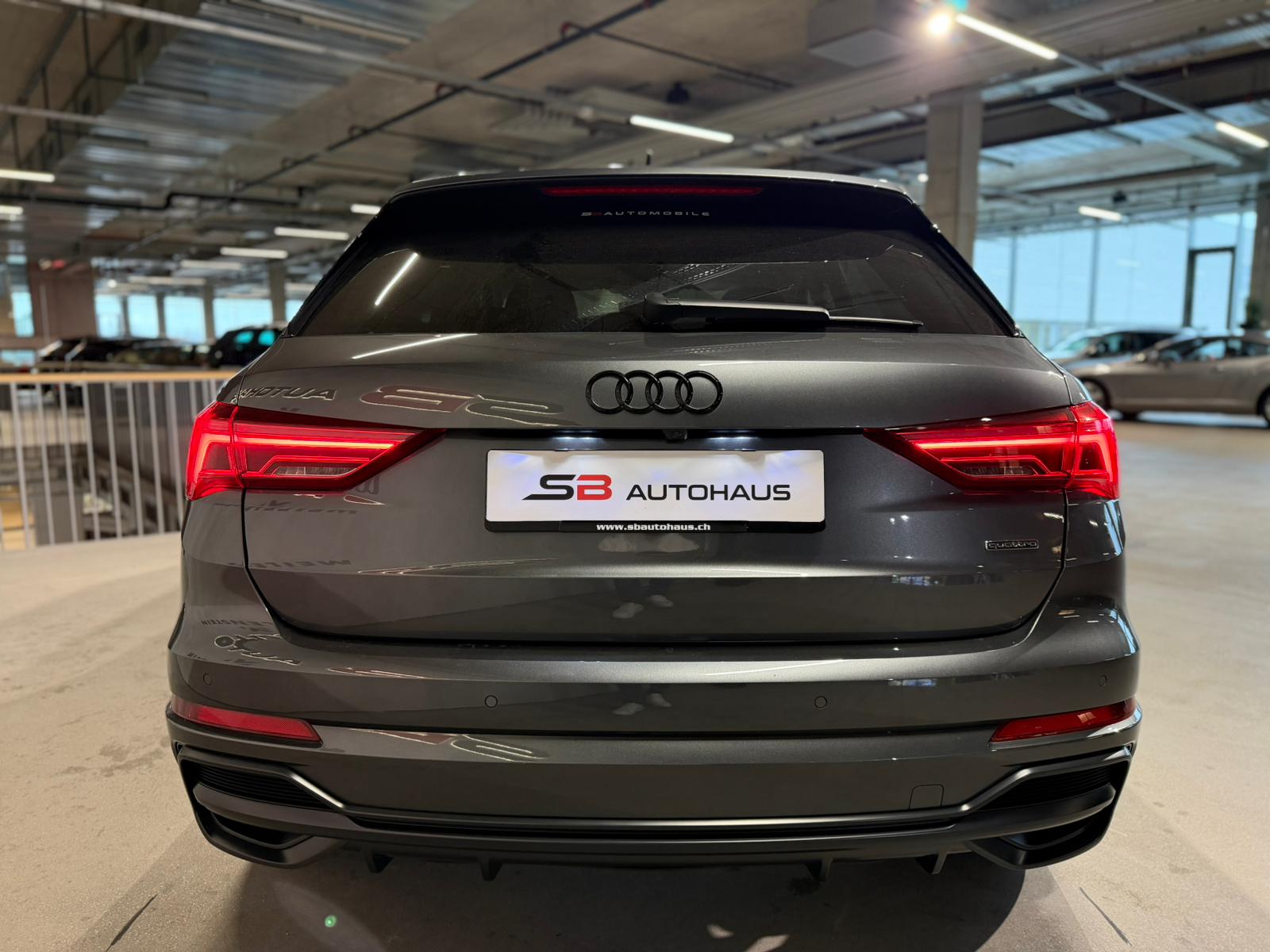 AUDI Q3 Sportback 35 TDI S line quattro S-tronic-image-10