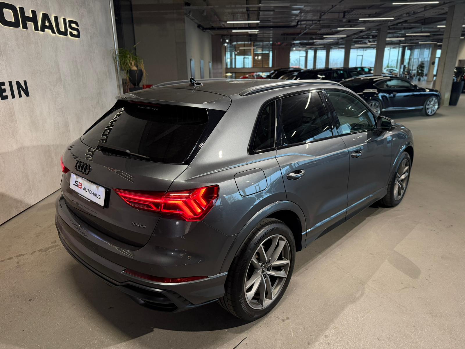 AUDI Q3 Sportback 35 TDI S line quattro S-tronic-image-9