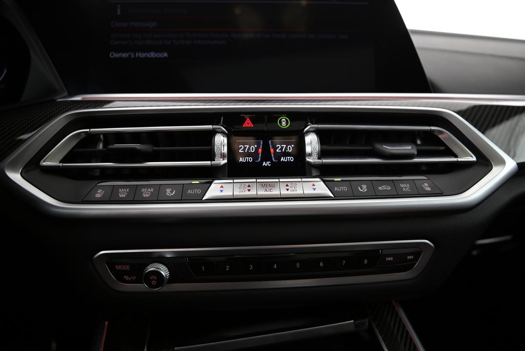 BMW X5 M50i xDrive-image-9