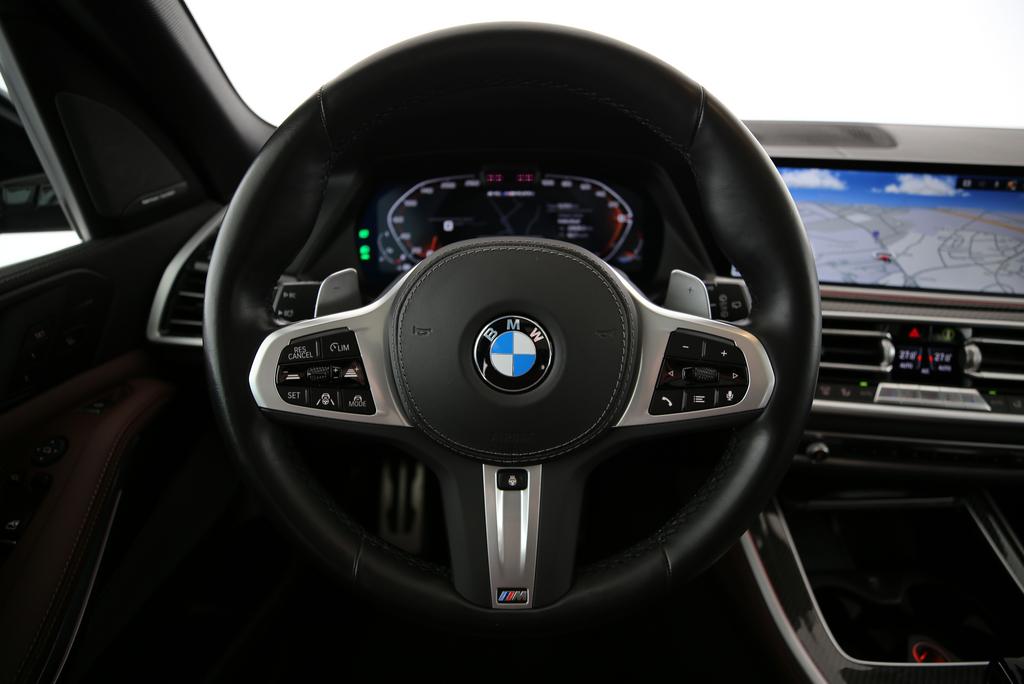 BMW X5 M50i xDrive-image-5