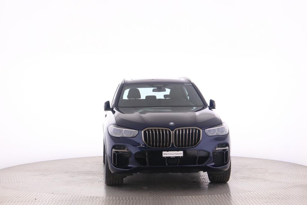 BMW X5 M50i xDrive-image-10