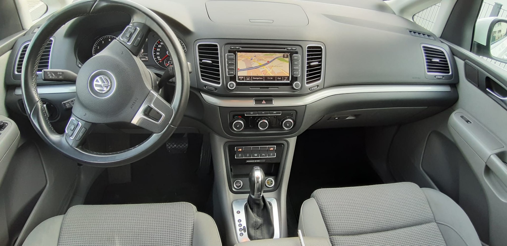 VW Sharan 1.4 TSI BlueMotion Technology Highline-image-9