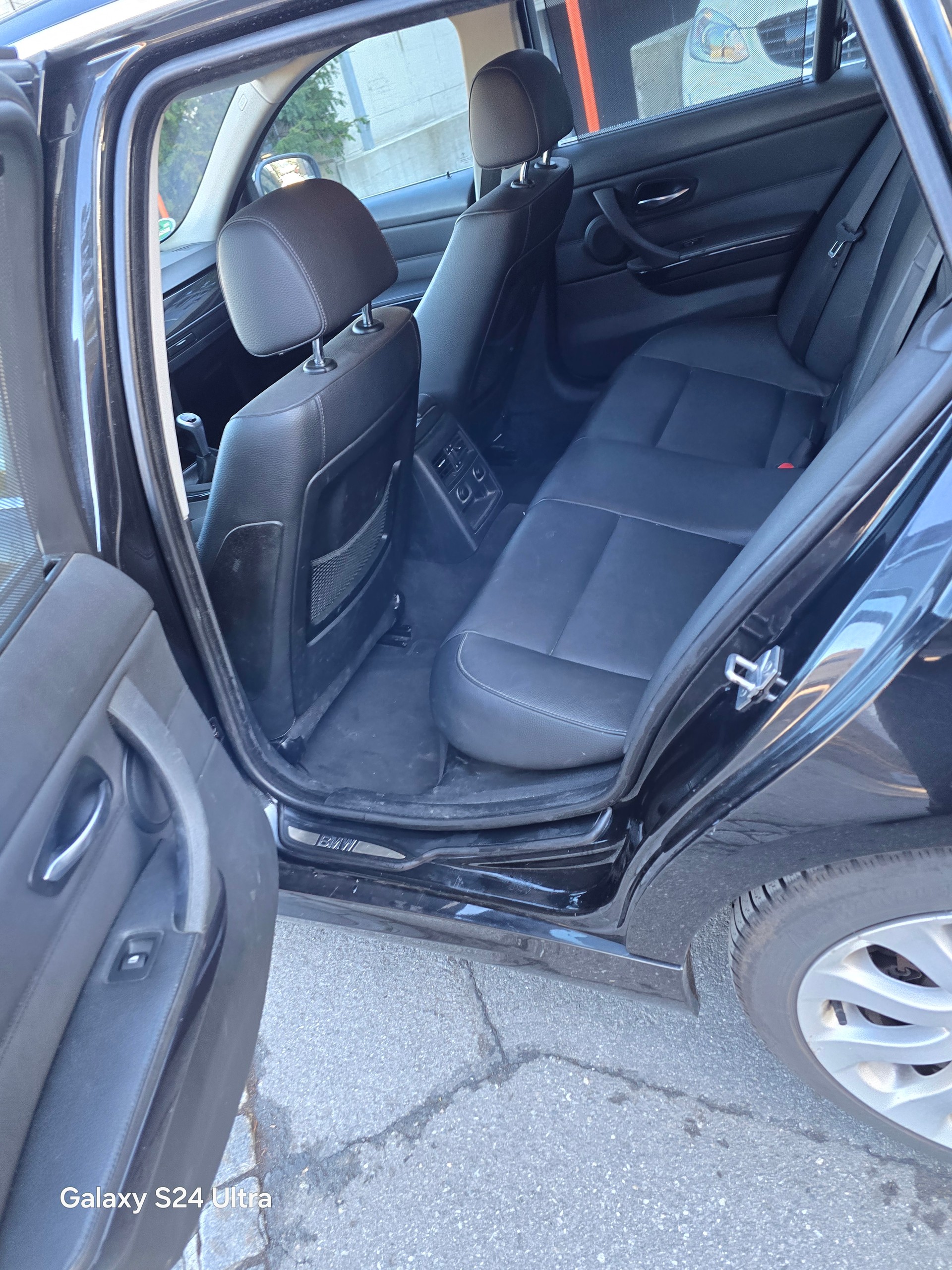 BMW 325i xDrive Touring more4you-image-13
