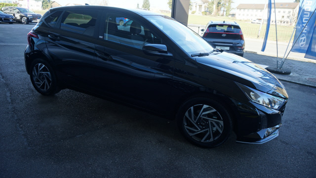 HYUNDAI i20 1.0 T-GDi Amplia DCT-image-3