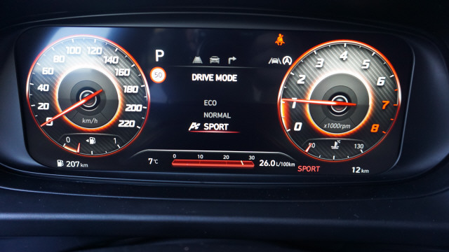 HYUNDAI i20 1.0 T-GDi Amplia DCT-image-12