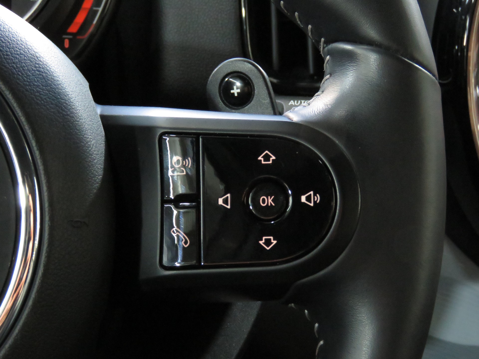 MINI Countryman Cooper S Untamed Edition ALL4 Steptronic (Automat)-image-20