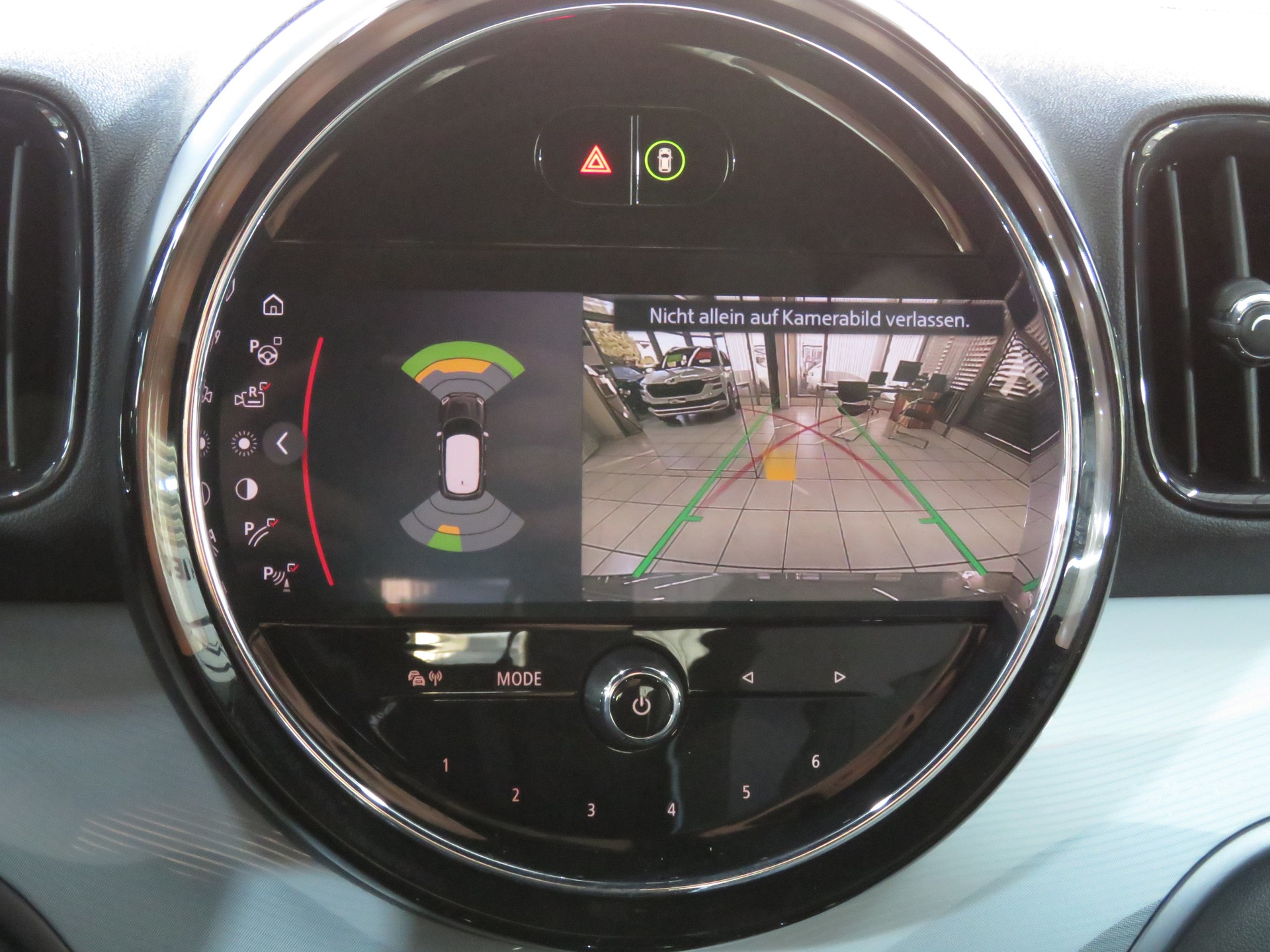 MINI Countryman Cooper S Untamed Edition ALL4 Steptronic (Automat)-image-22