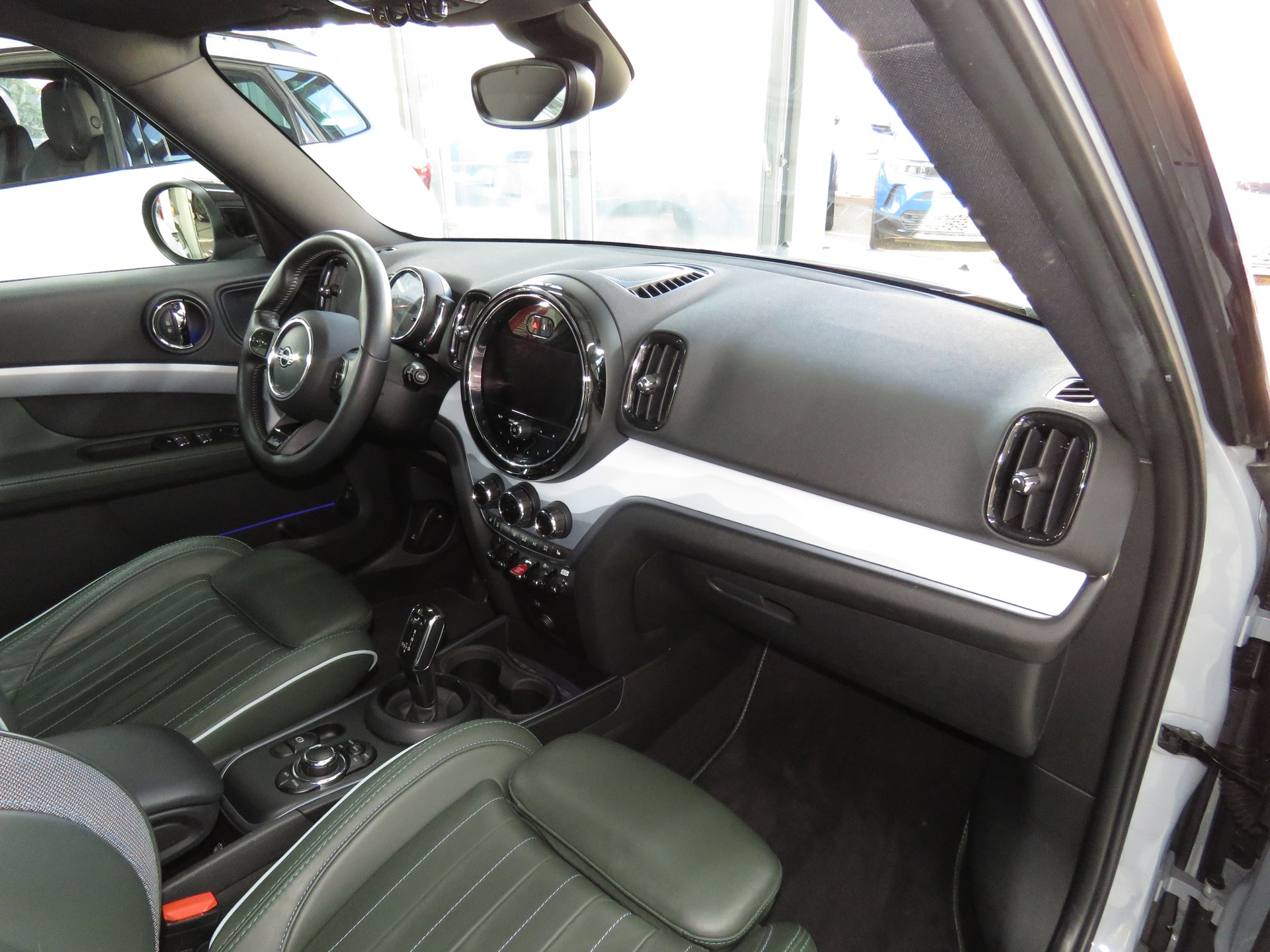 MINI Countryman Cooper S Untamed Edition ALL4 Steptronic (Automat)-image-13