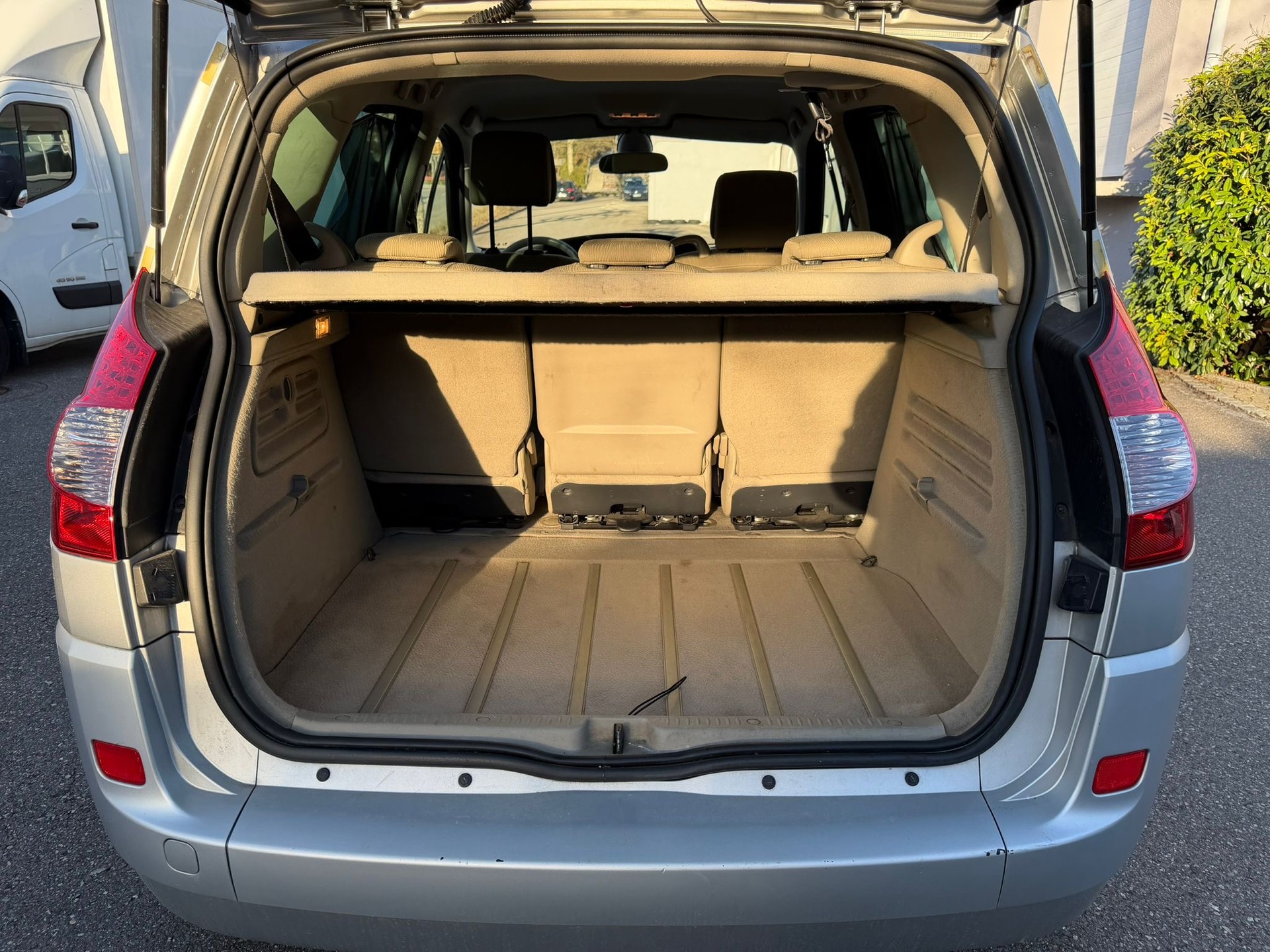 RENAULT Scénic 2.0 16V Fairway Automatic-image-13