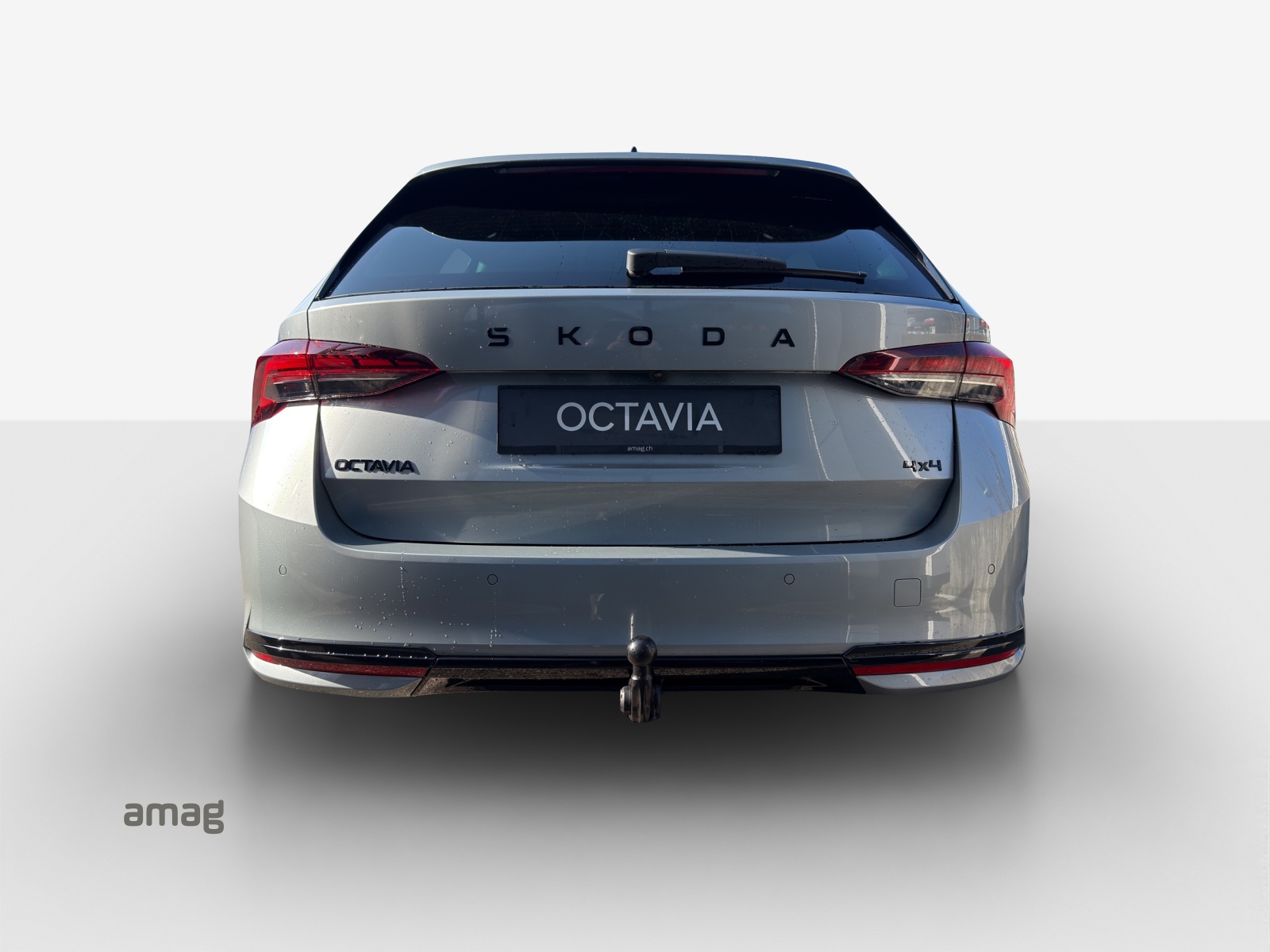 SKODA Octavia Sportline Dynamic 2.0 TSI 204PS 7DSG 4x4-image-3
