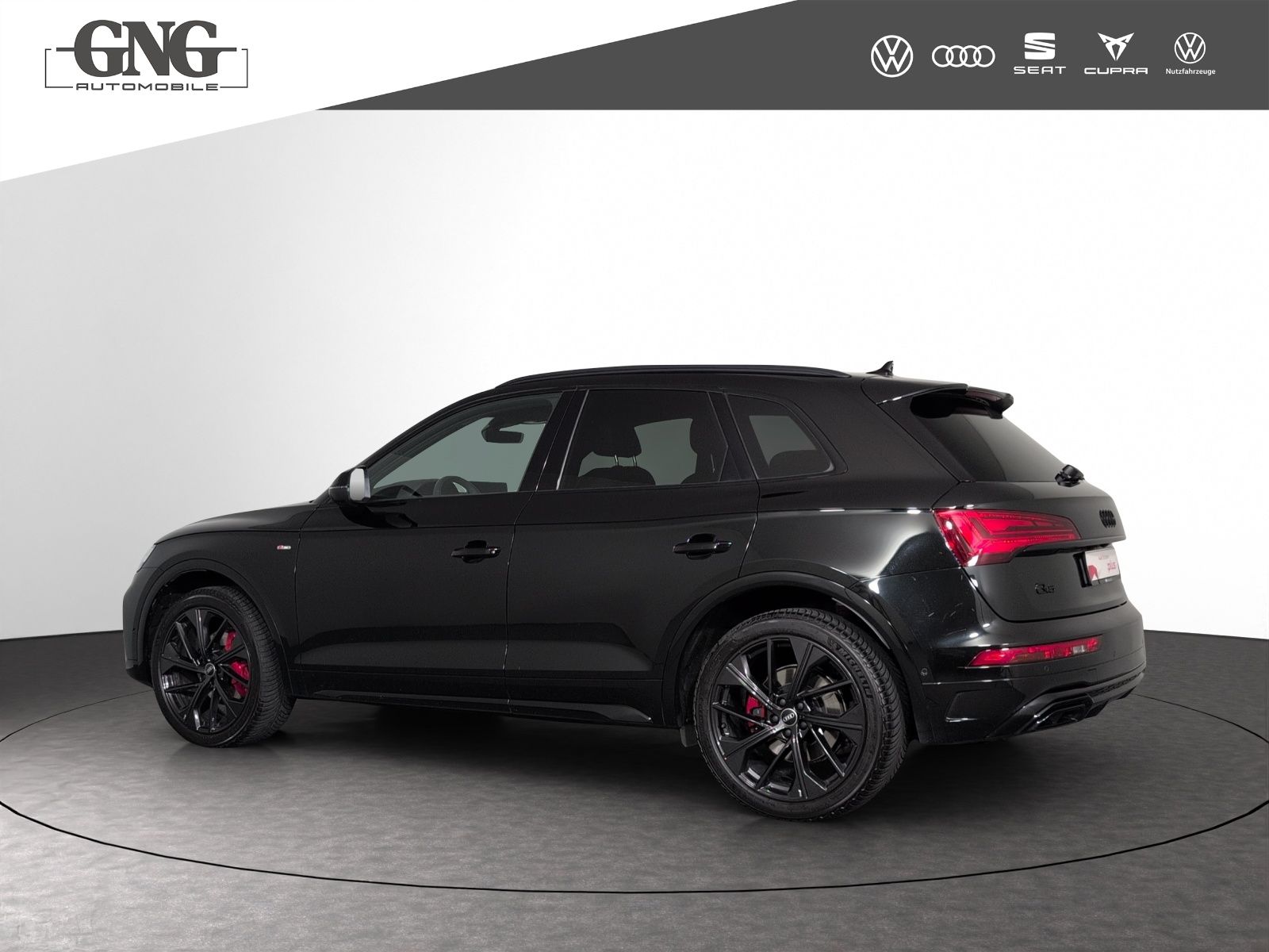 AUDI Q5 40 TDI Black Edition quattro S-tronic-image-1