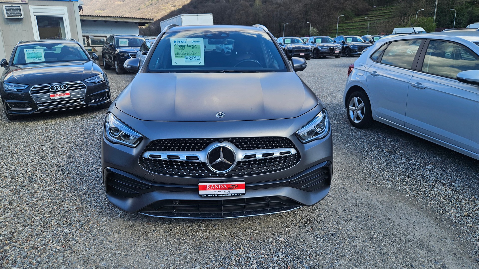 MERCEDES-BENZ GLA 220d 4Matic Progressive 8G-DCT-image-0