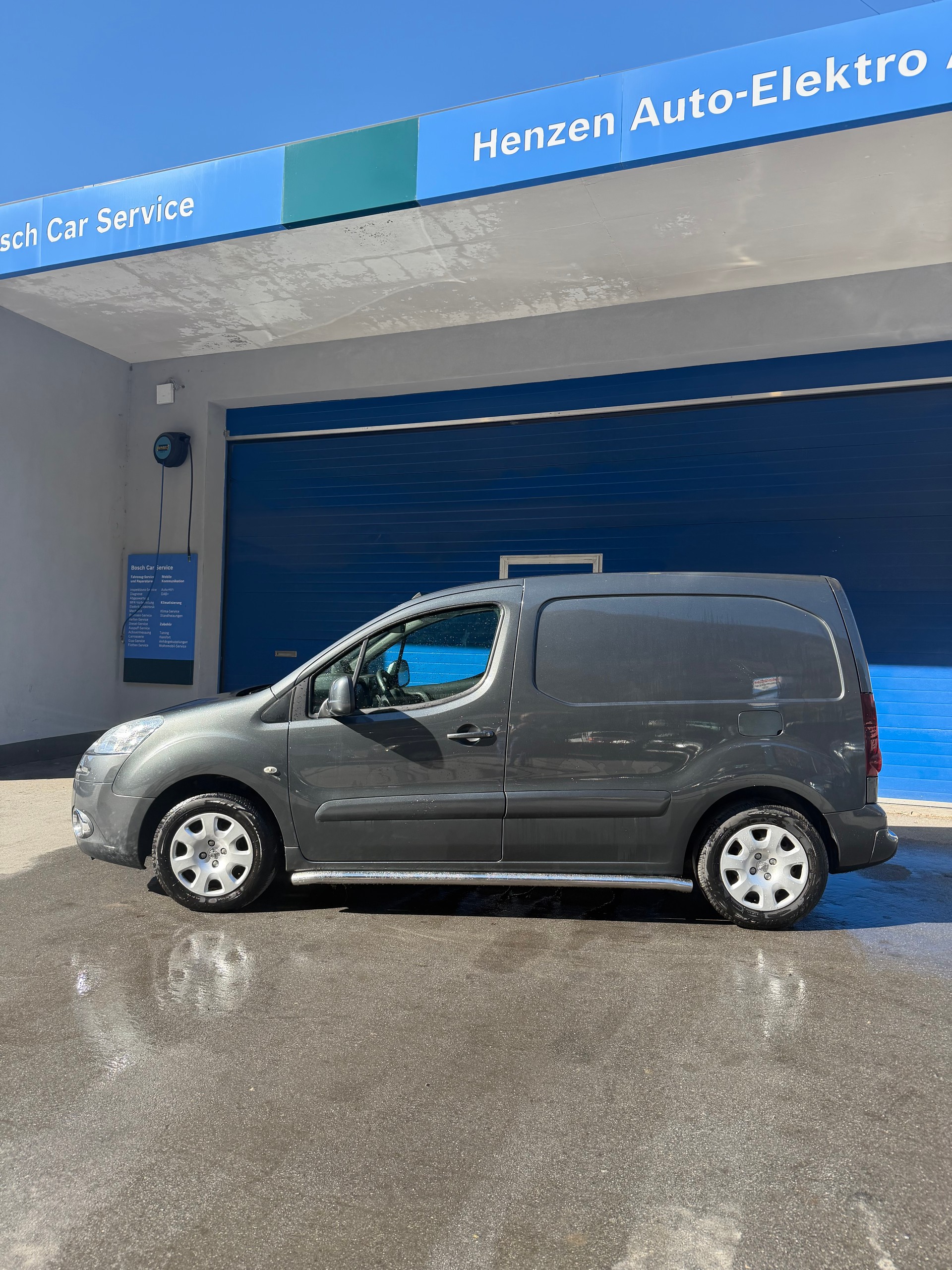 PEUGEOT PARTNER-image-3