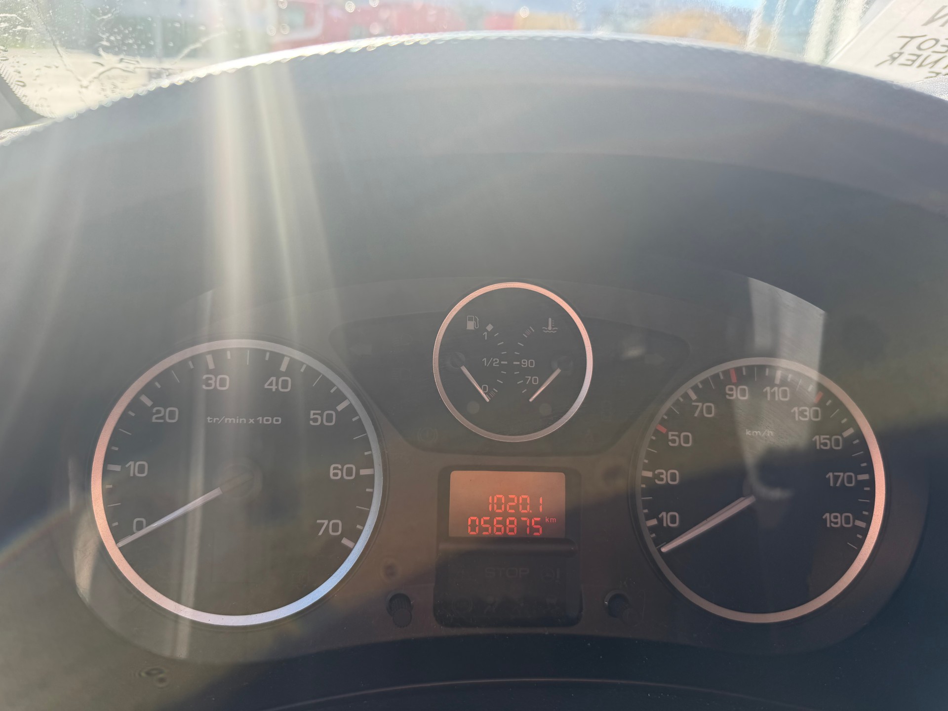 PEUGEOT PARTNER-image-6