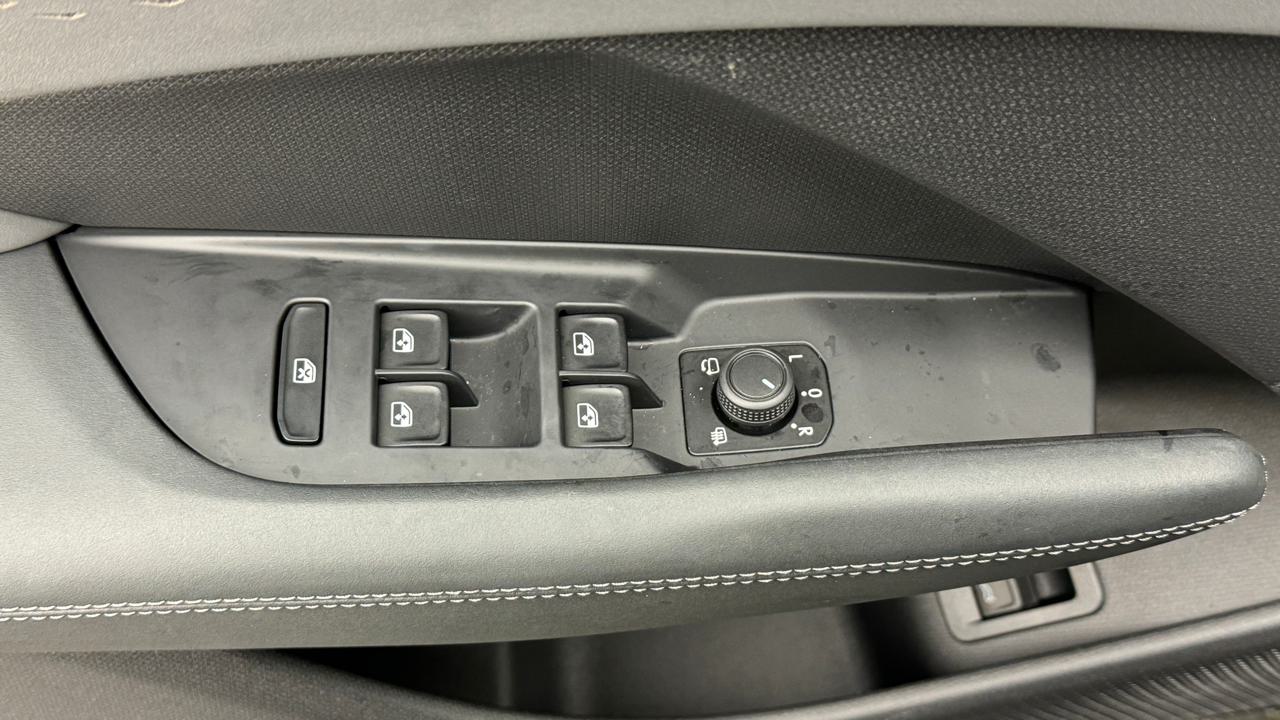 CUPRA Terramar 1.5 eHybrid DSG-image-8