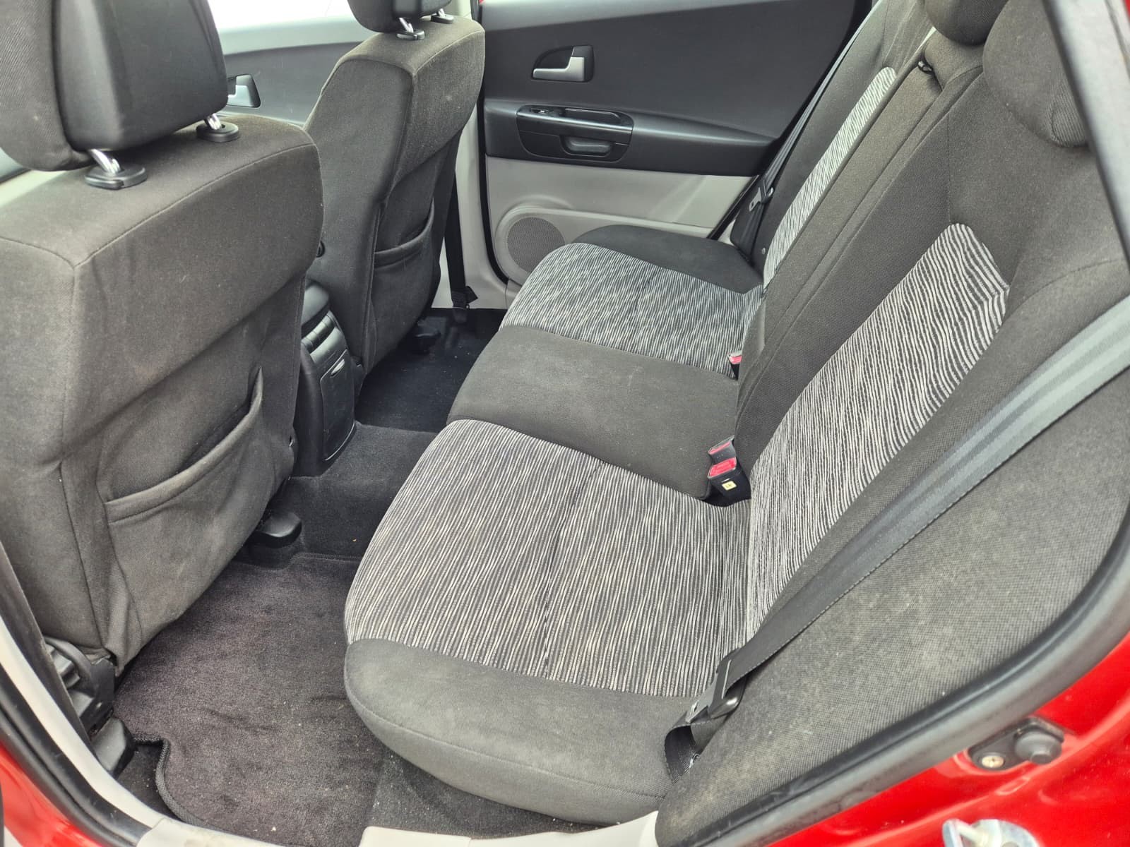 KIA Cee'd 1.6 16V Trend-image-10
