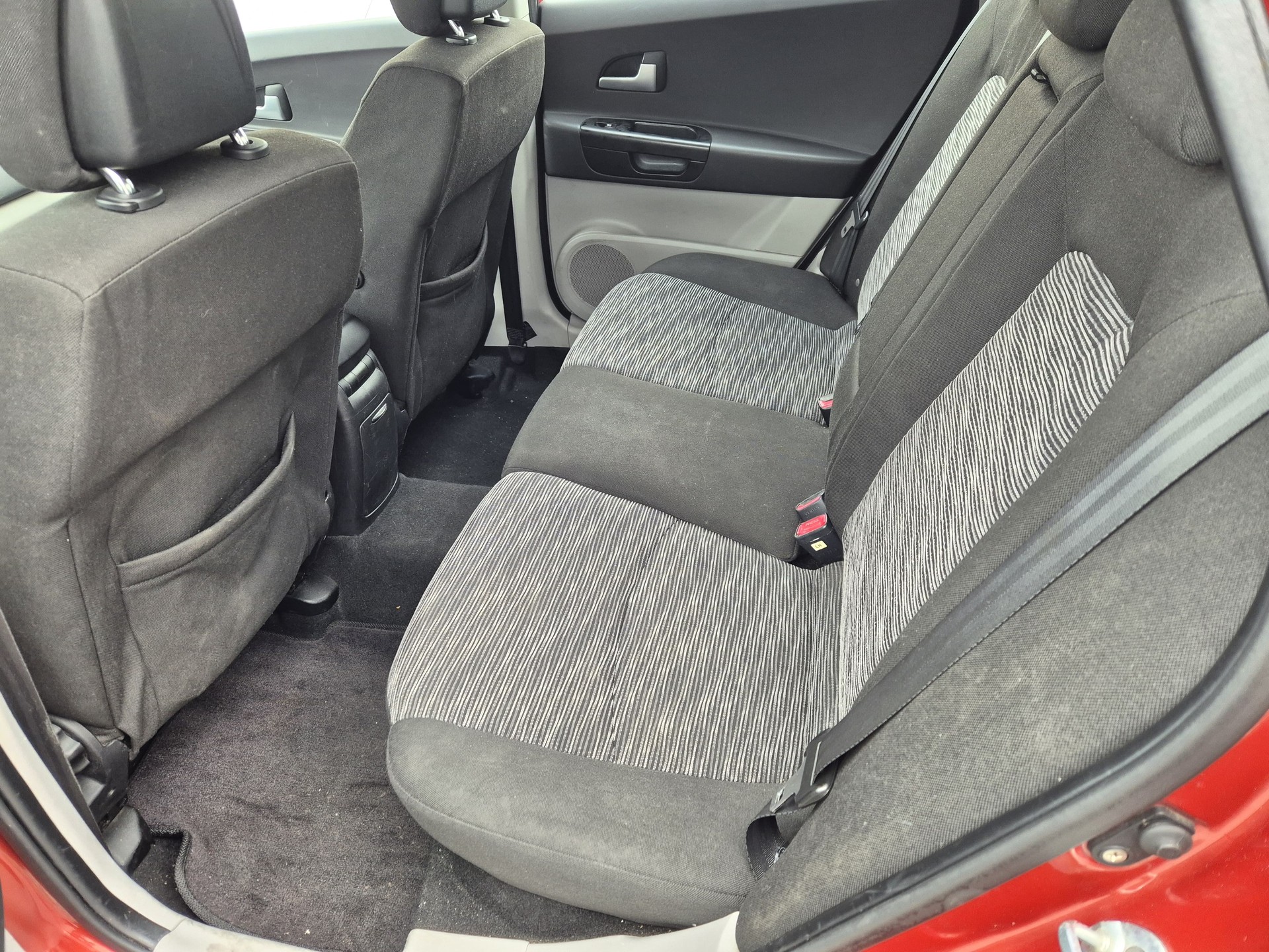 KIA Cee'd 1.6 16V Trend-image-6