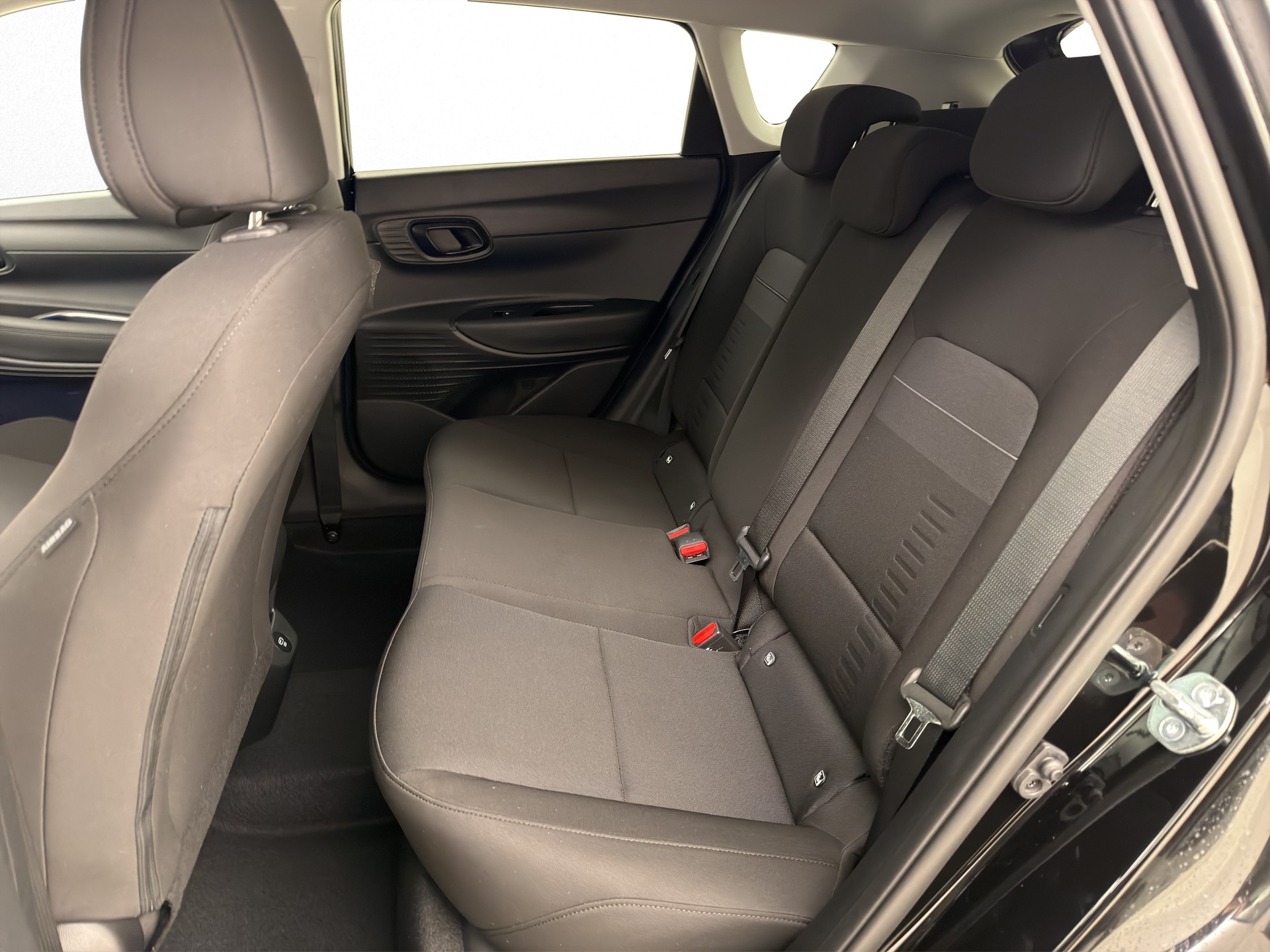 HYUNDAI Bayon 1.0 T-GDi Amplia-image-11