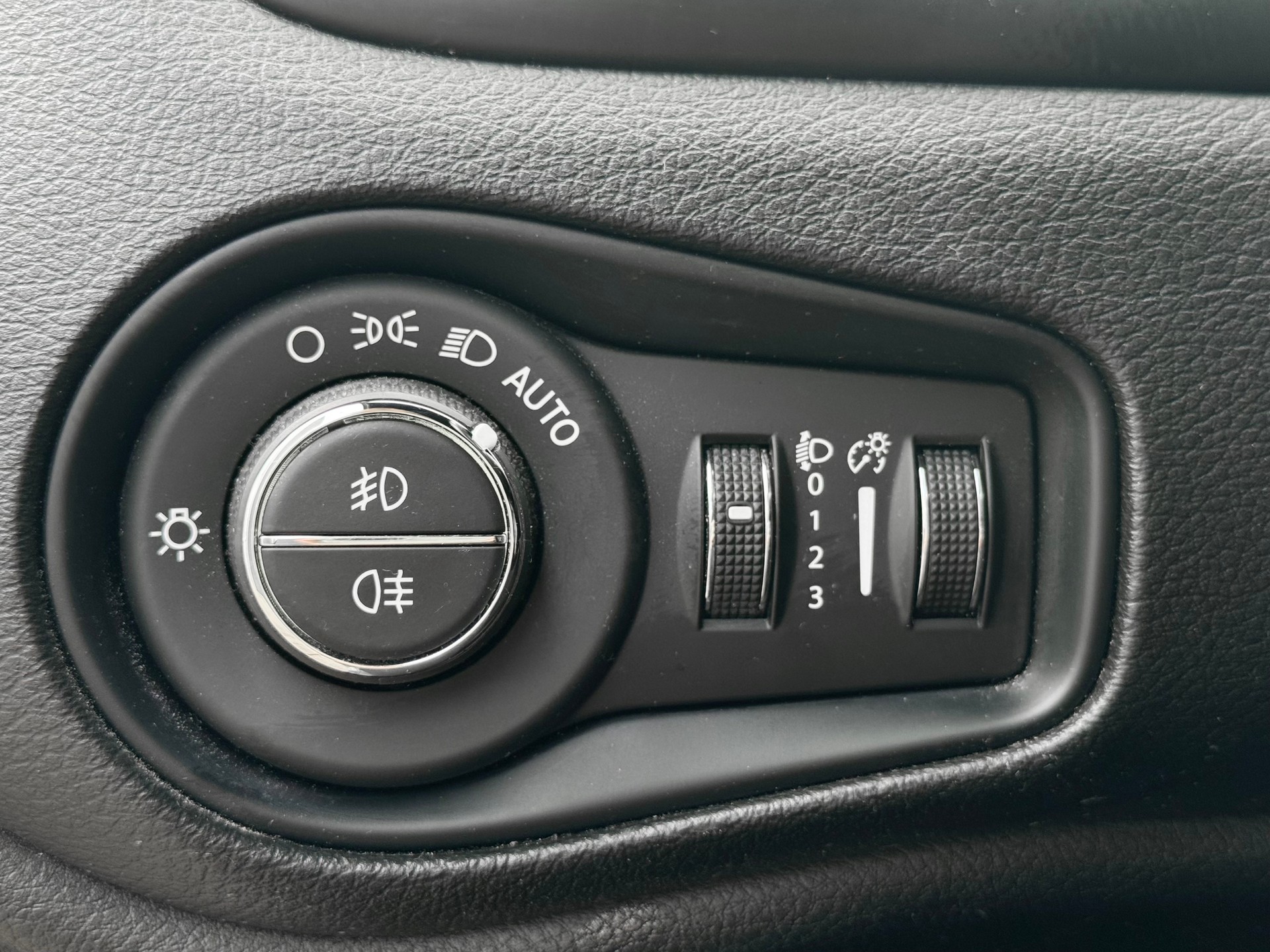 JEEP Renegade 1.3 GSE Turbo Limited-image-20