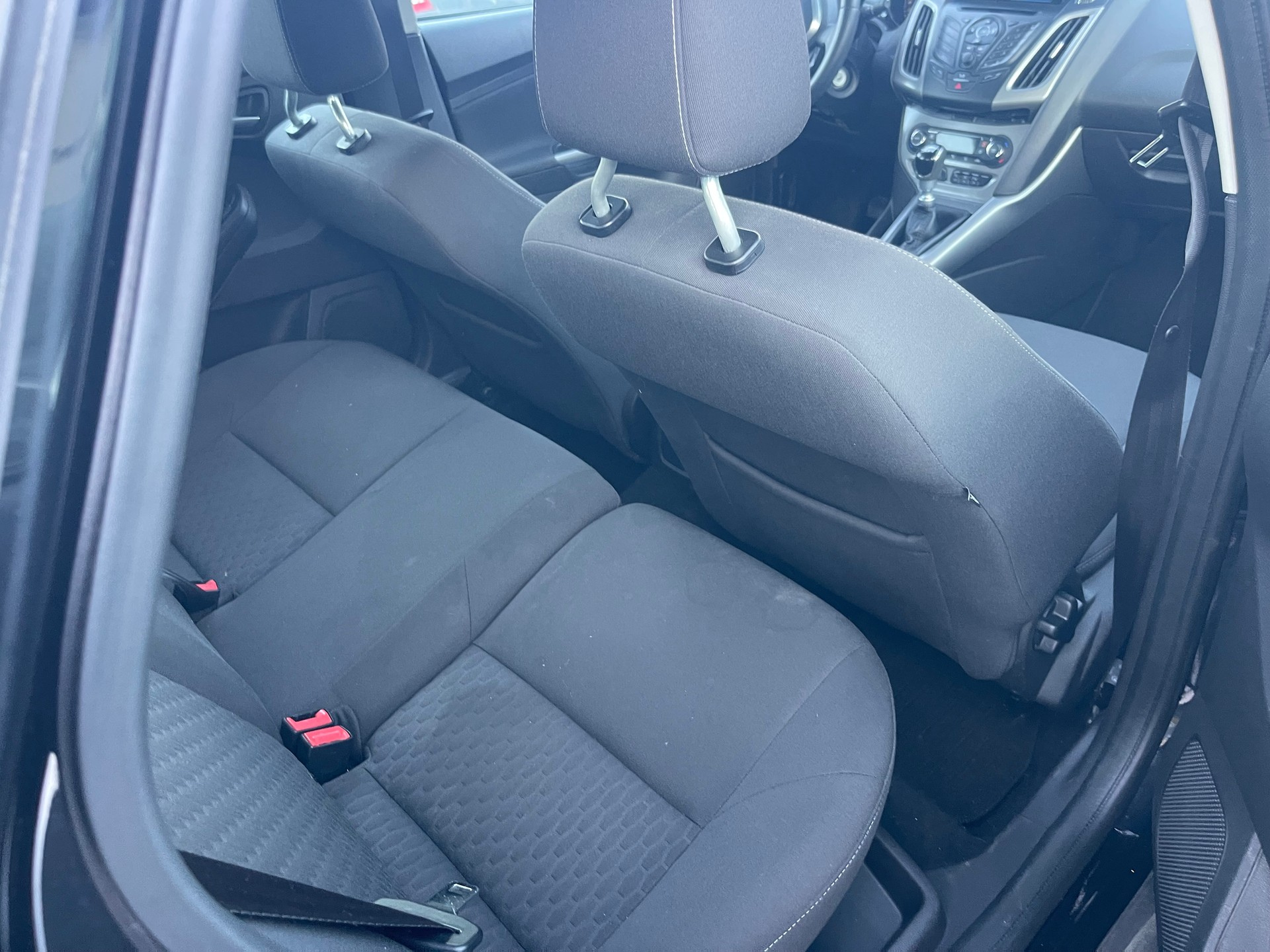 FORD Focus 1.0 SCTi Trend-image-9