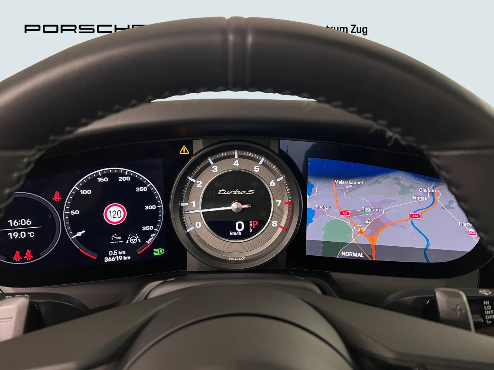 PORSCHE 911 Turbo S Cabriolet-image-26