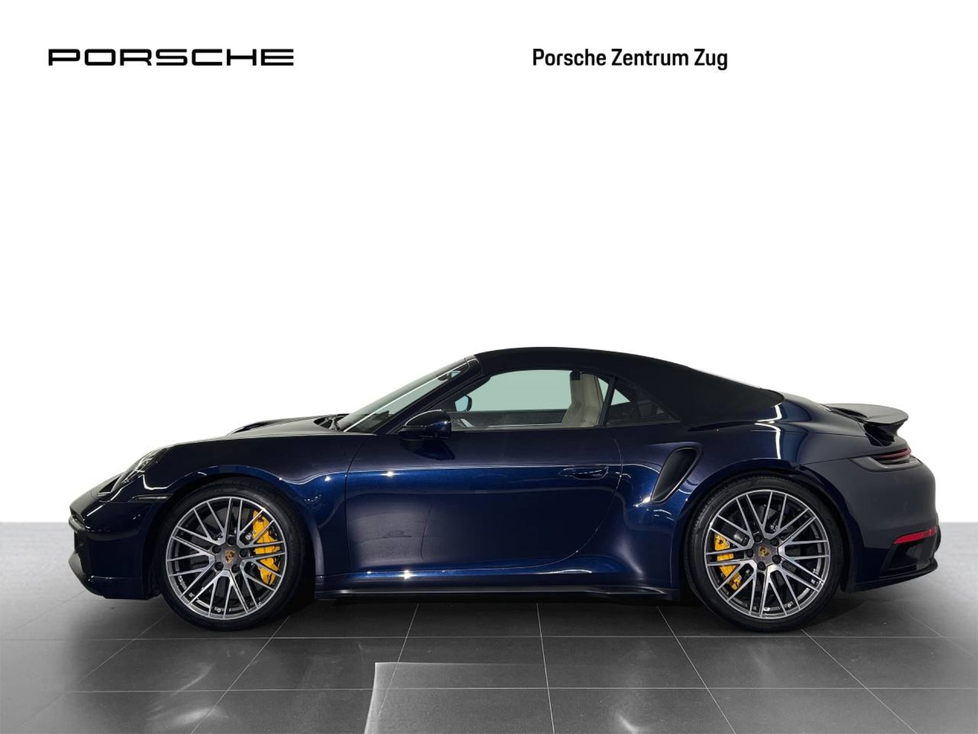 PORSCHE 911 Turbo S Cabriolet-image-11
