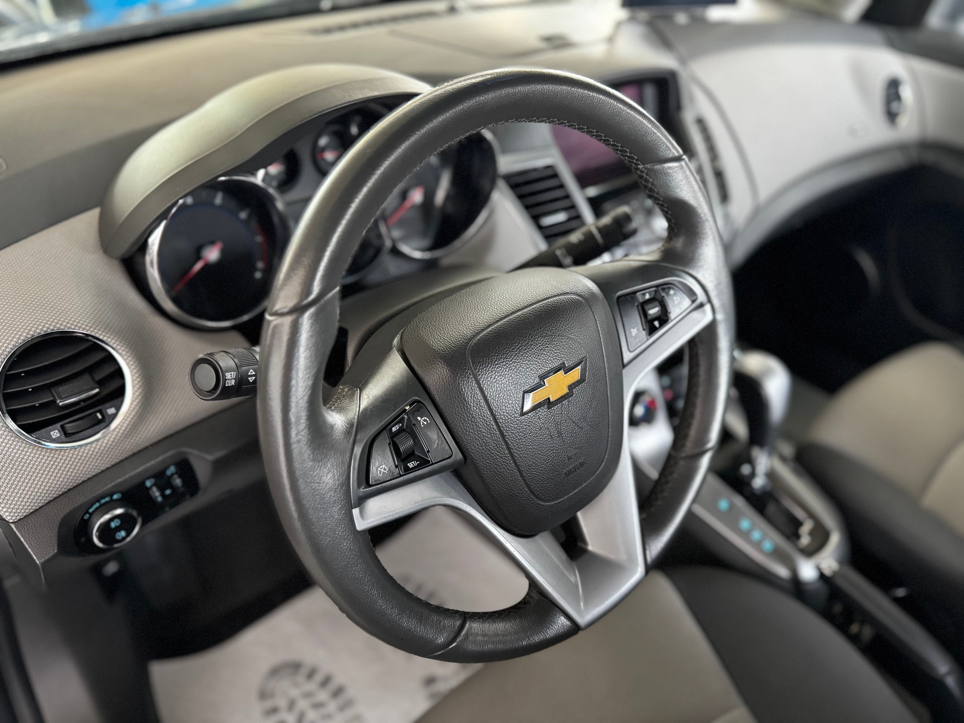 CHEVROLET Cruze 1.8 LT Automatic-image-11