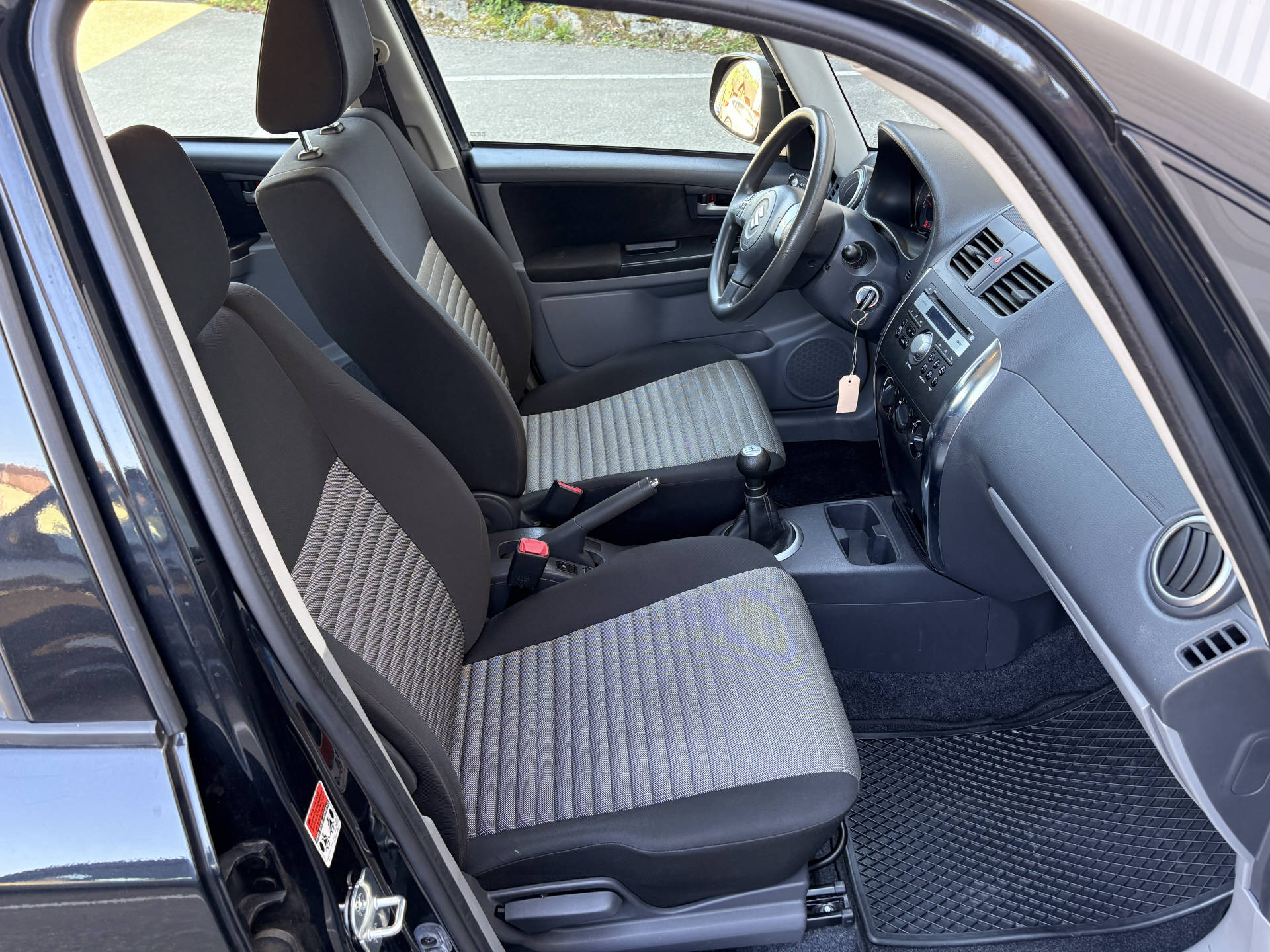 SUZUKI SX4 1.6 16V GL 4WD-image-4