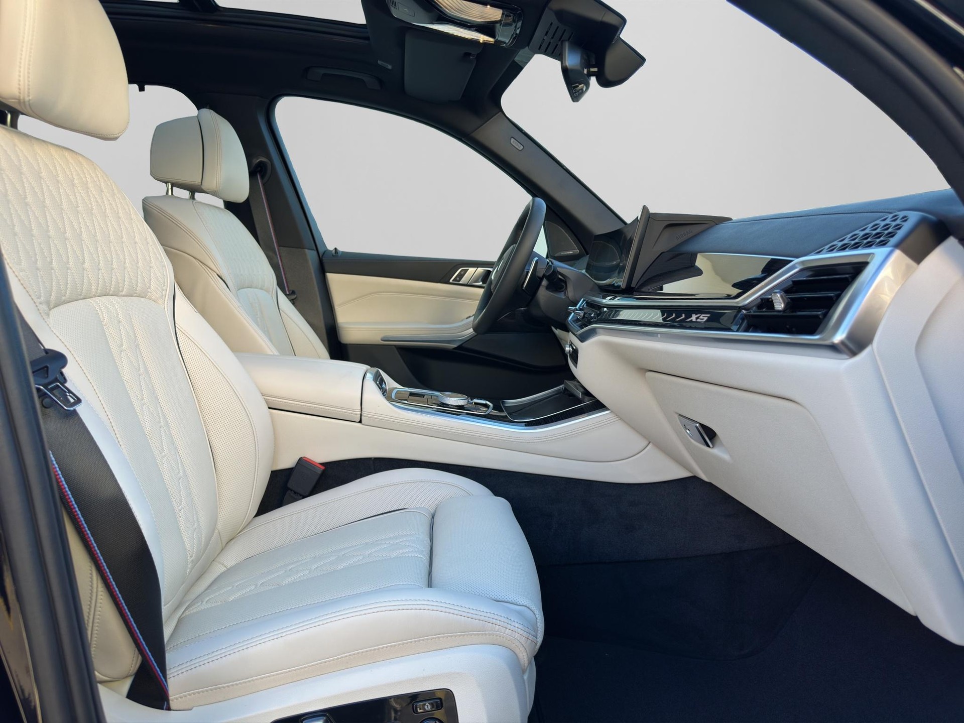 BMW X5 40i xDrive M Sport Pro-image-17