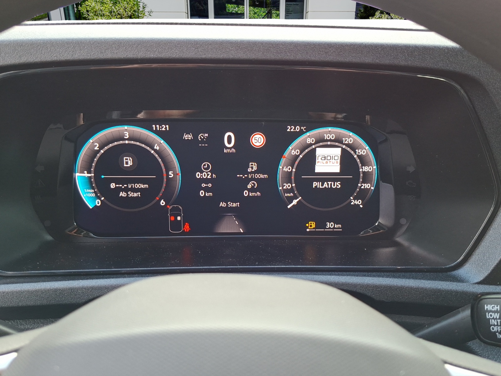 VW Caddy Cargo 2.0TDI 4Motion-image-11