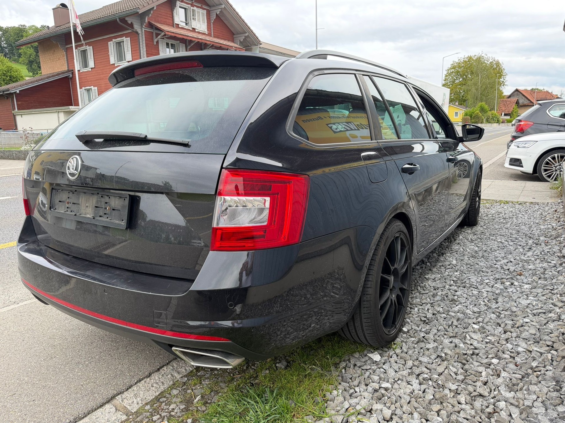 SKODA Octavia Combi 2.0 TDI RS DSG-image-5