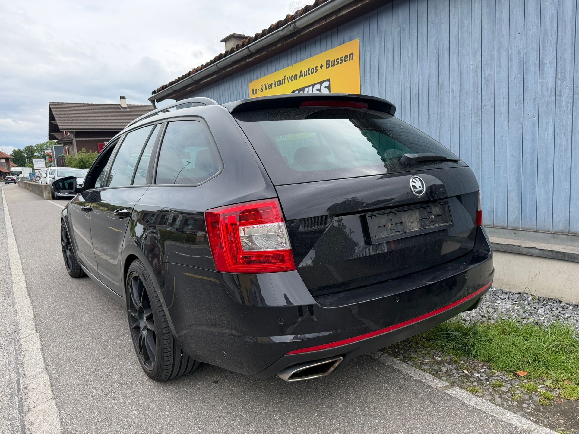 SKODA Octavia Combi 2.0 TDI RS DSG-image-4