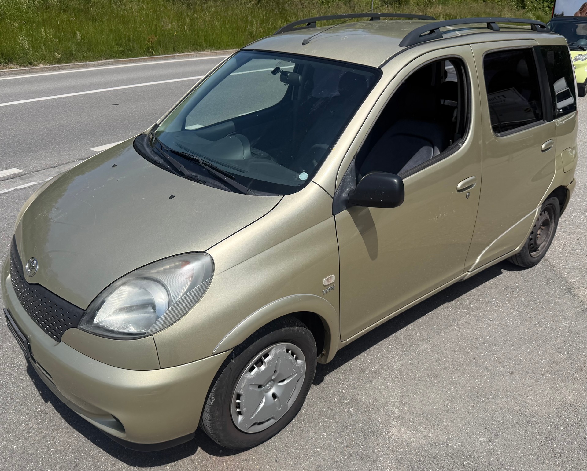 TOYOTA Yaris Verso 1.3 Linea Sol