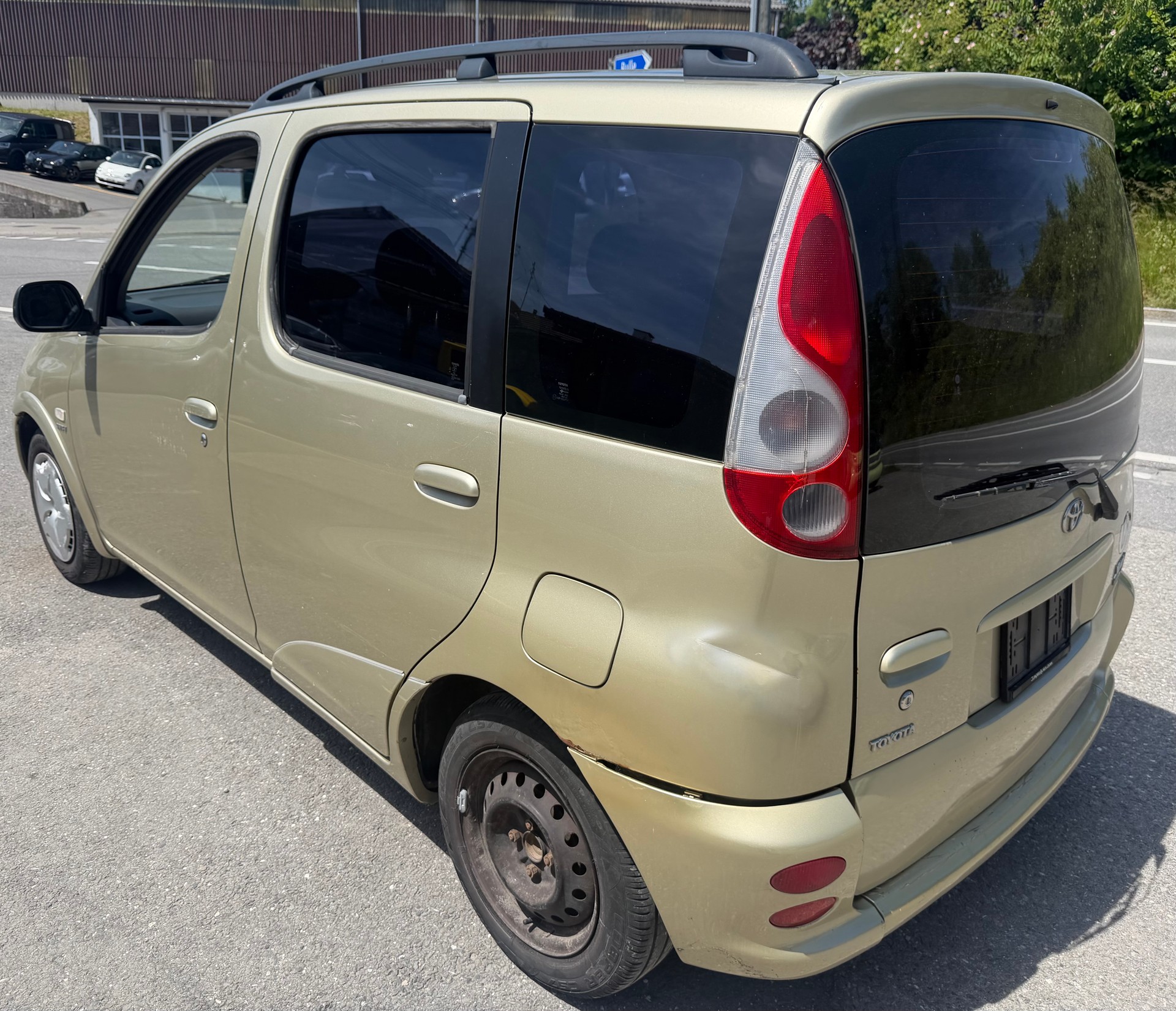 TOYOTA Yaris Verso 1.3 Linea Sol-showroom-element-3
