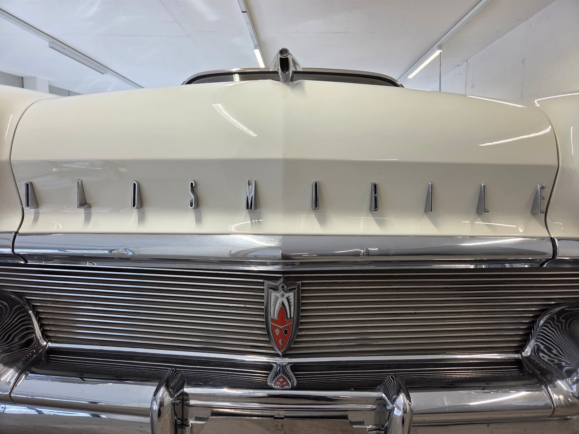 OLDSMOBILE Super 88 2 Door Coupe Veteran-image-22