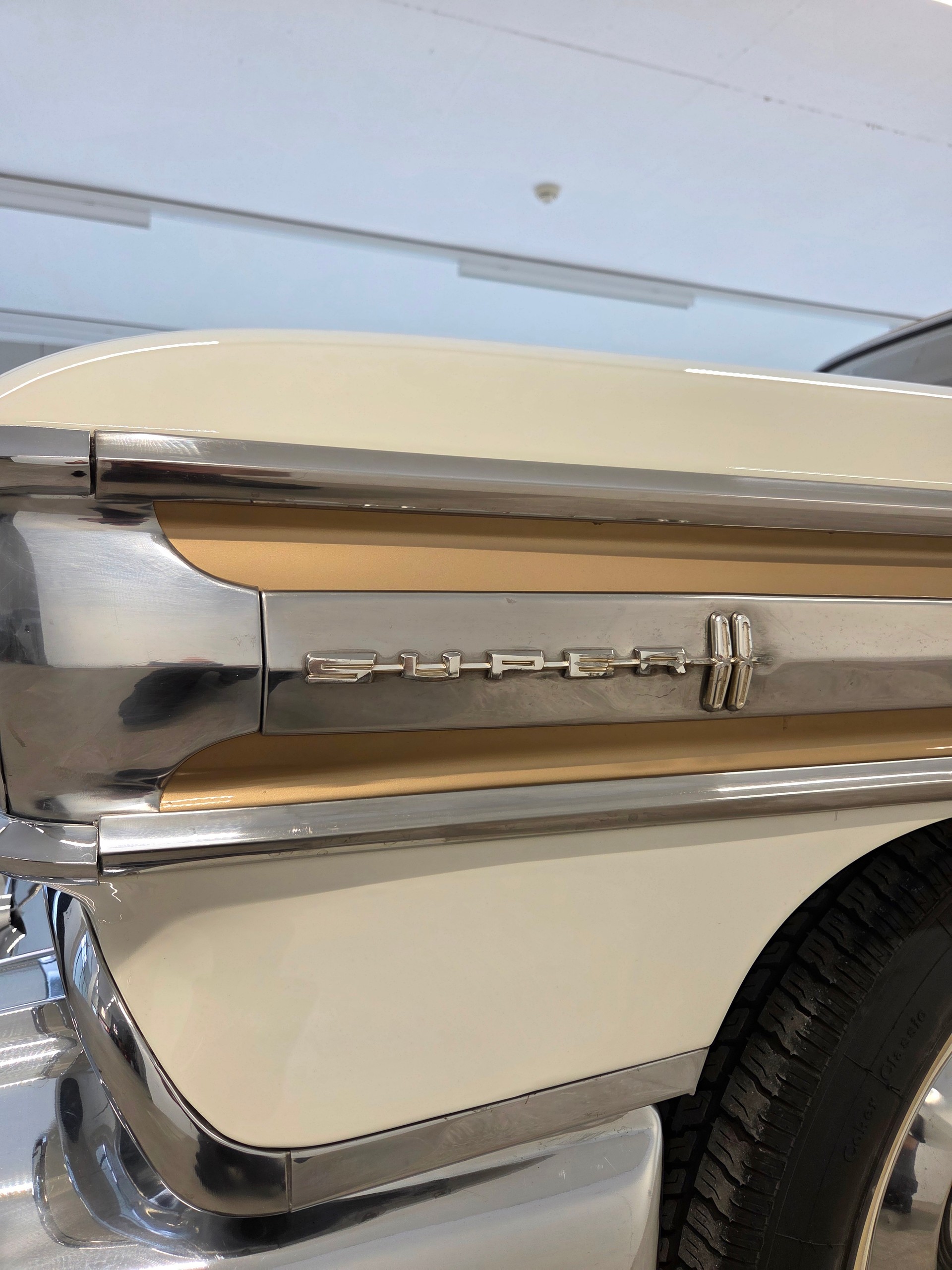OLDSMOBILE Super 88 2 Door Coupe Veteran-image-20