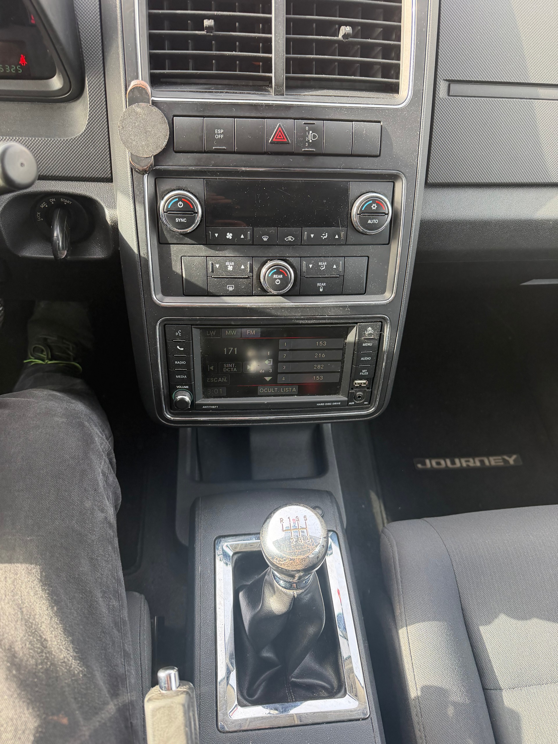 DODGE Journey 2.0 CRD SXT-image-10