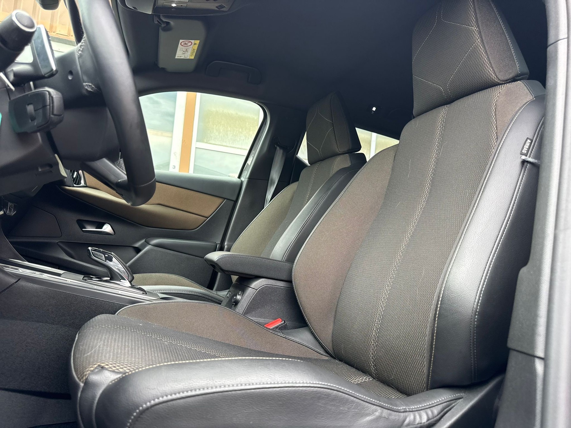 DS AUTOMOBILES DS 3 Crossback 1.2 PureTech SO Chic EAT8-image-11