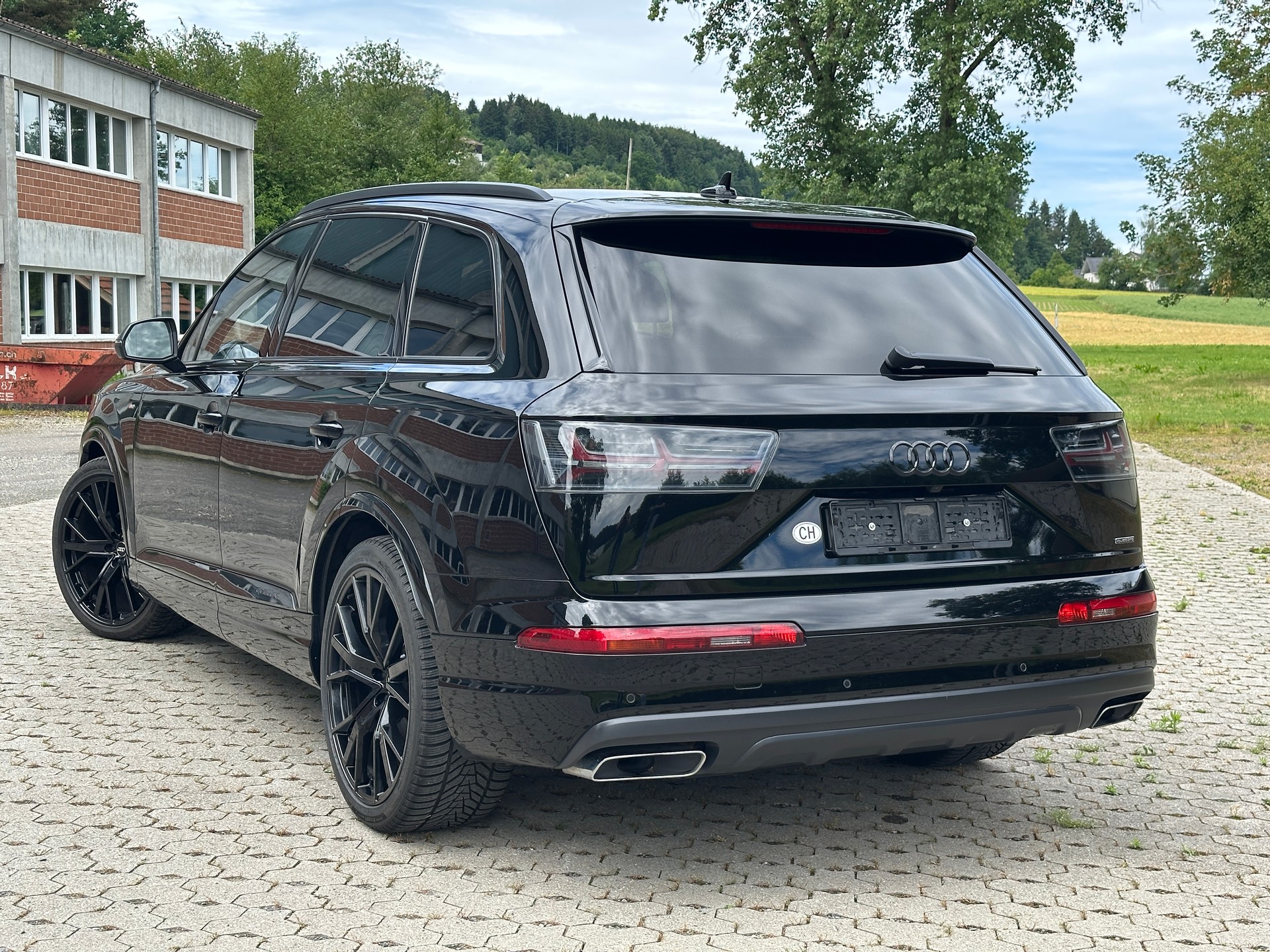 AUDI 3.0 V6 TDI 272 quattro T-Tronic-image-2