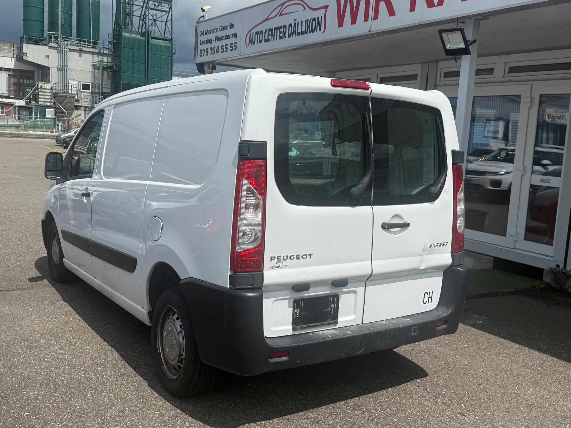 PEUGEOT Expert 2.0 HDi 229 L2H1-image-3