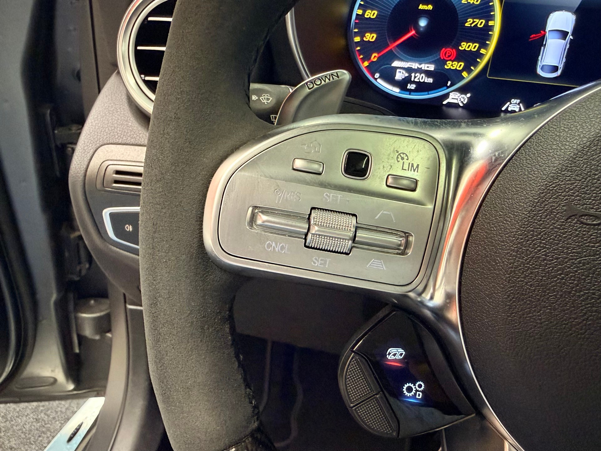 MERCEDES-BENZ GLC Coupé 63 S AMG 4Matic 9G-Tronic-image-26