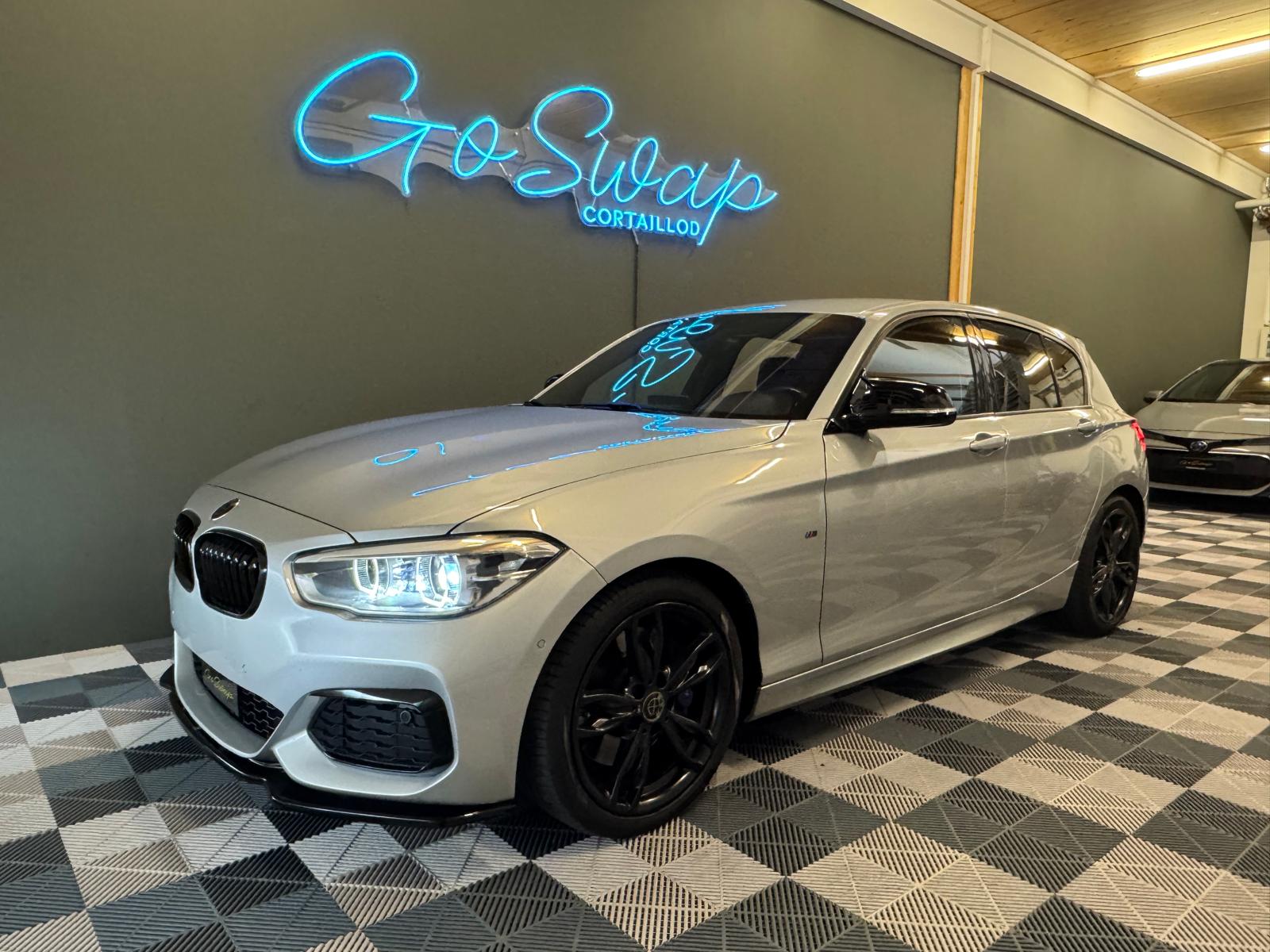 BMW M135i xDrive Steptronic-image-0