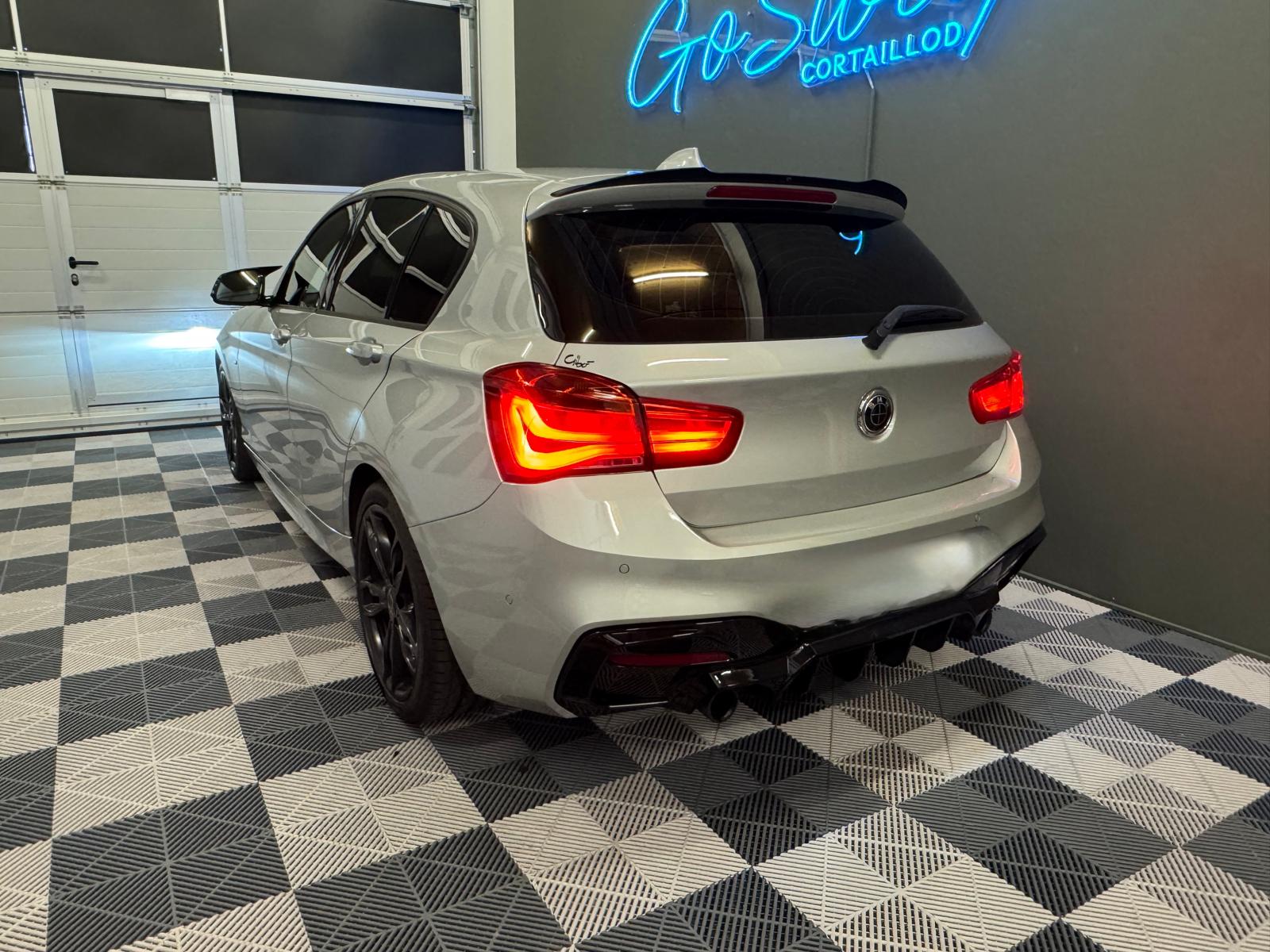 BMW M135i xDrive Steptronic-image-3