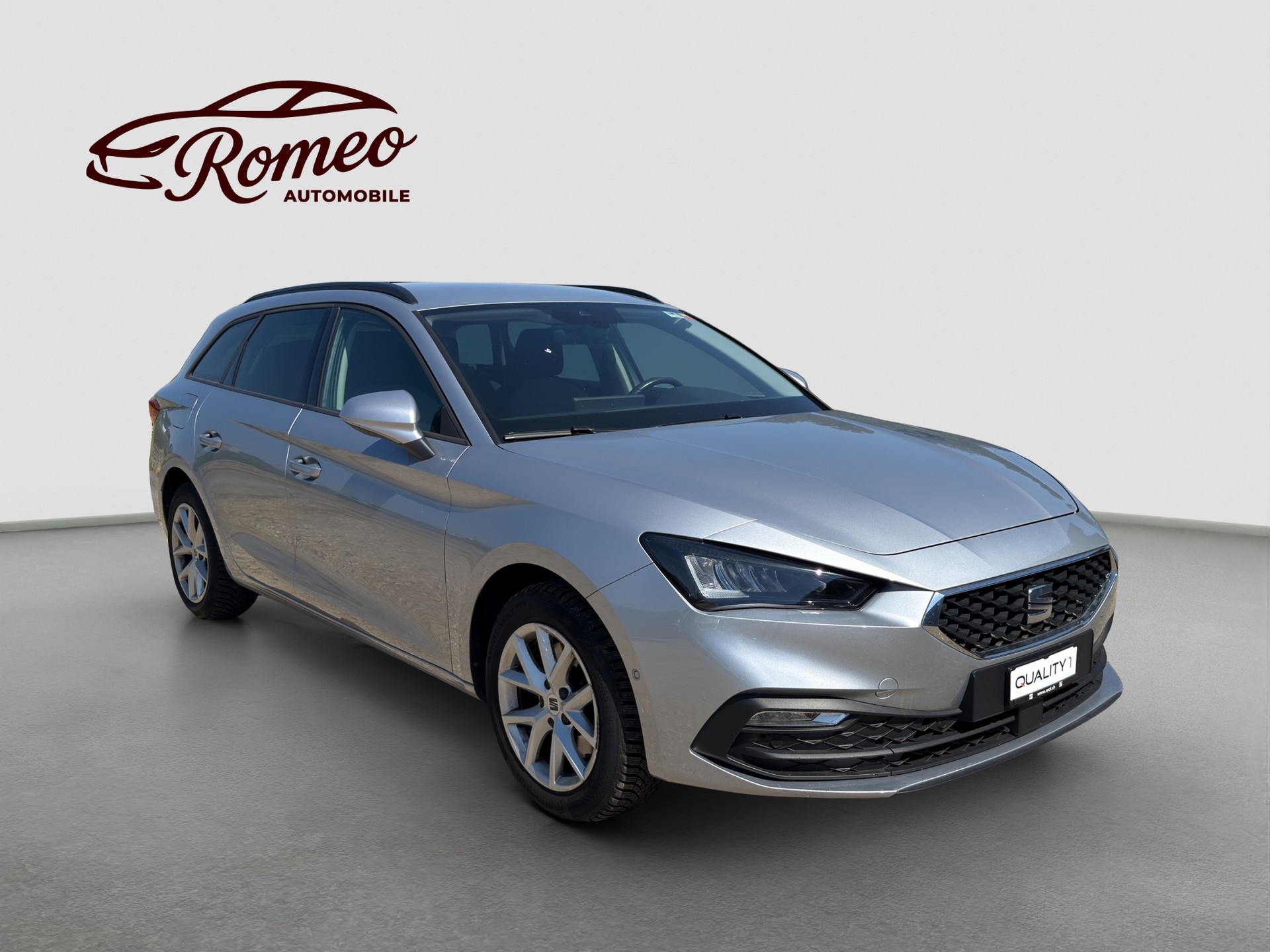 SEAT Leon ST 2.0 TDI EVO DSG Style ** CH Auto ** 1. Hand ** Ab MFK und Service **-image-3