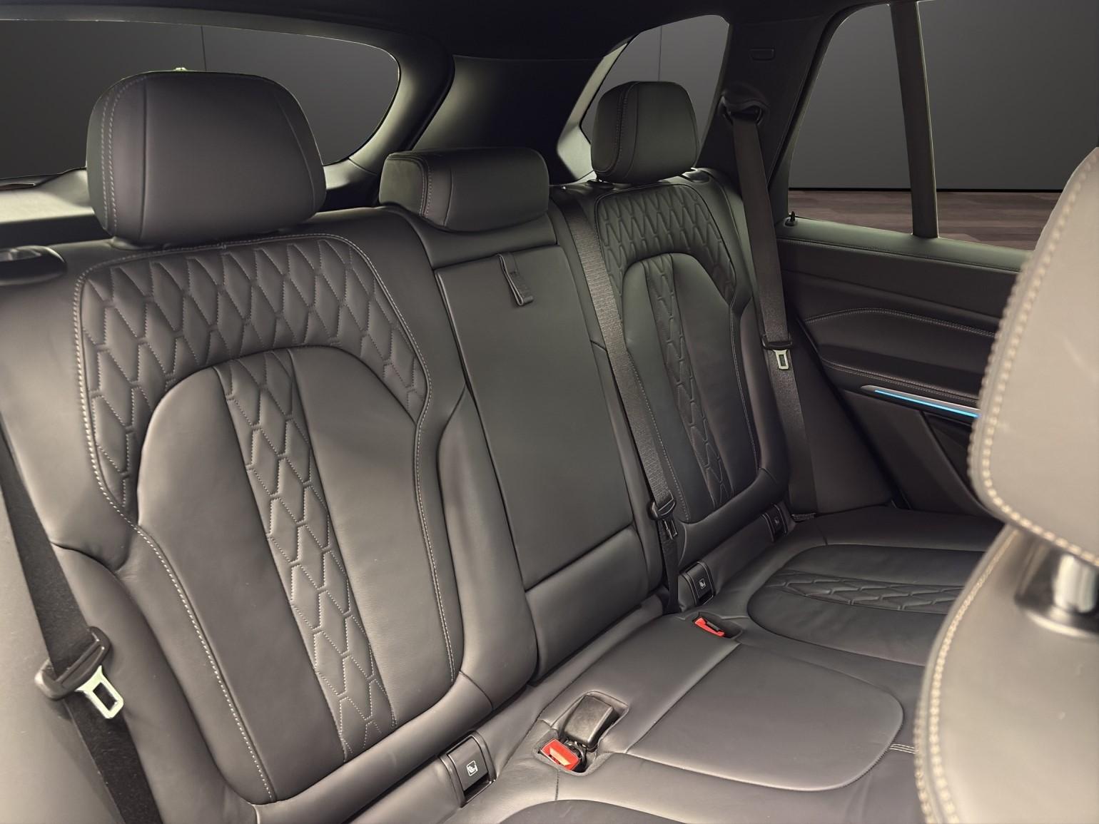 BMW X5 30d xDrive M SPORTPAKET-image-18