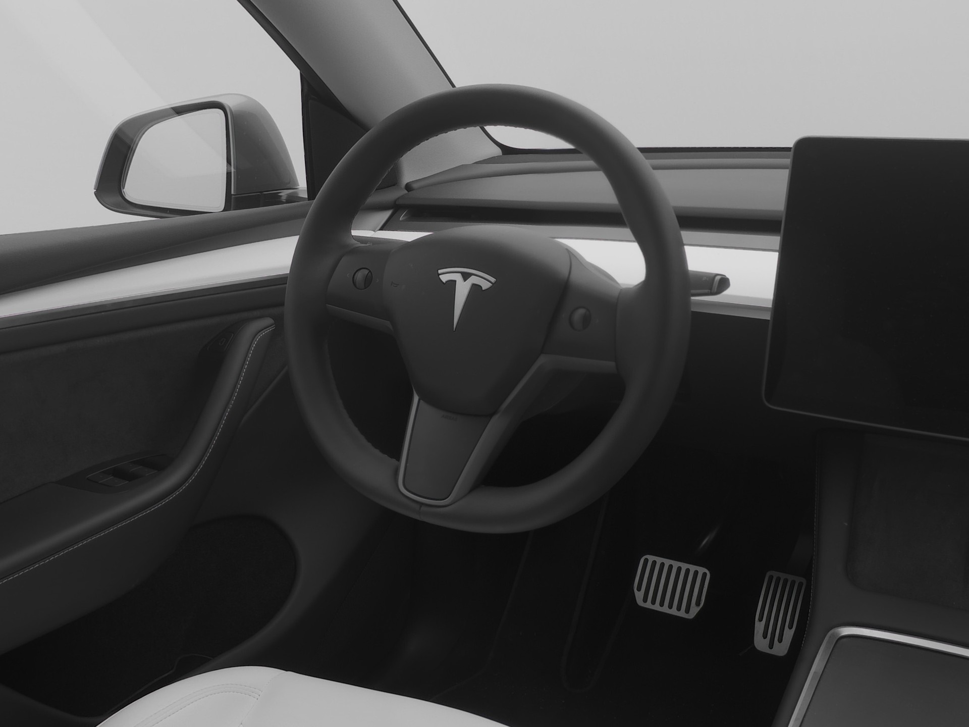 TESLA Model Y Long Range-image-6