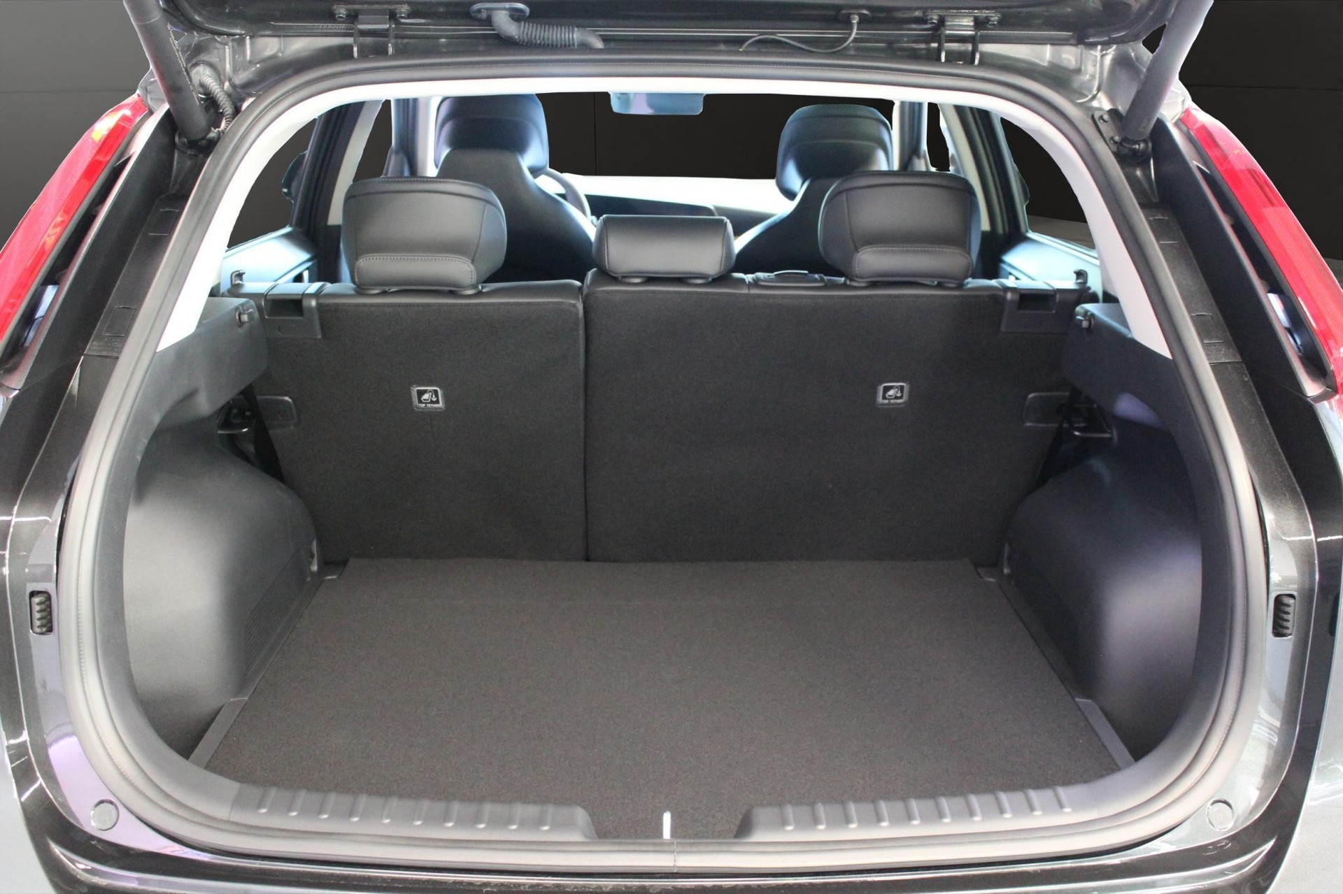 KIA Niro 1.6 GDi Plug-in Hybrid Power Edition-image-9