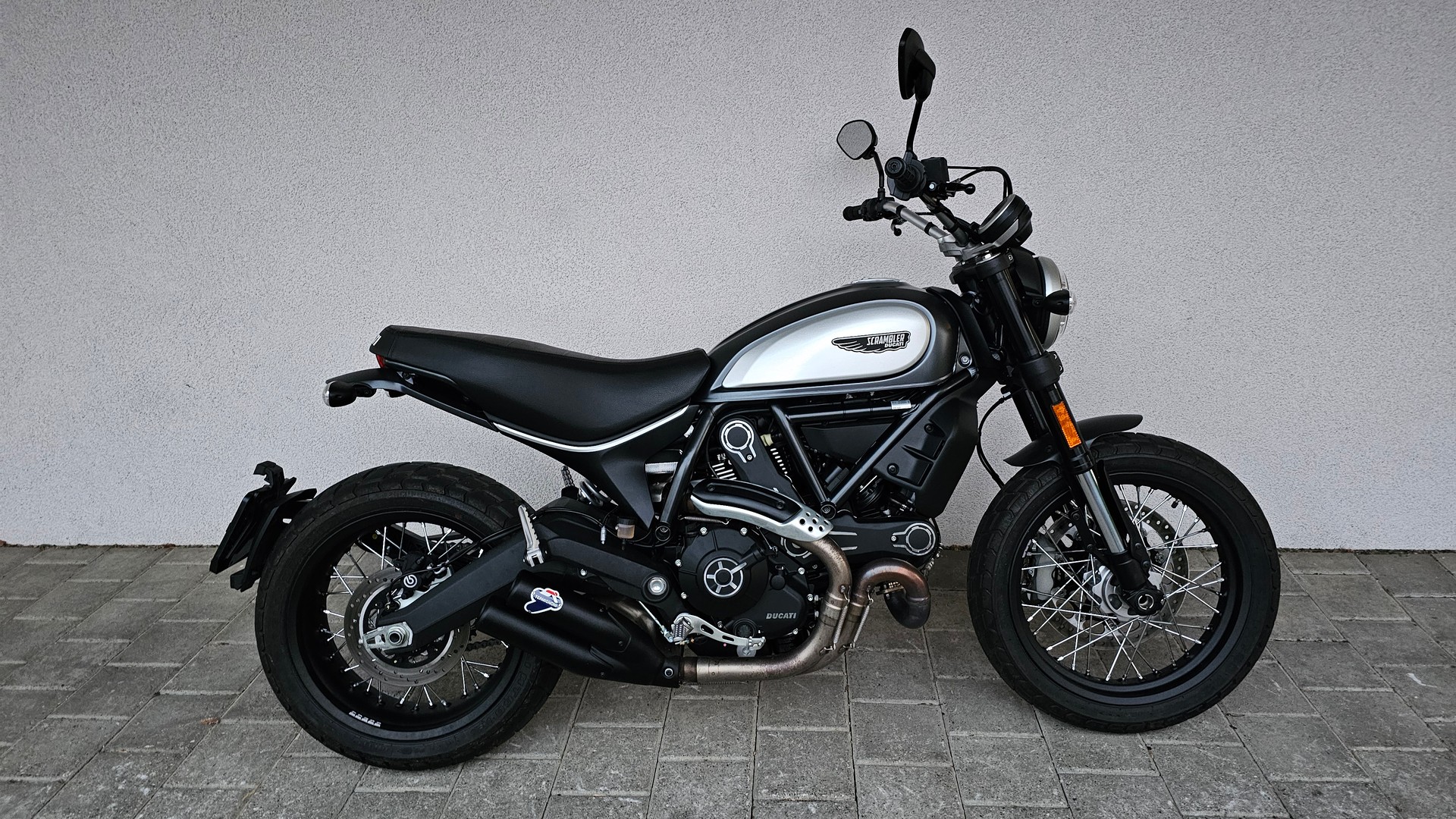 DUCATI Scrambler 800 Icon