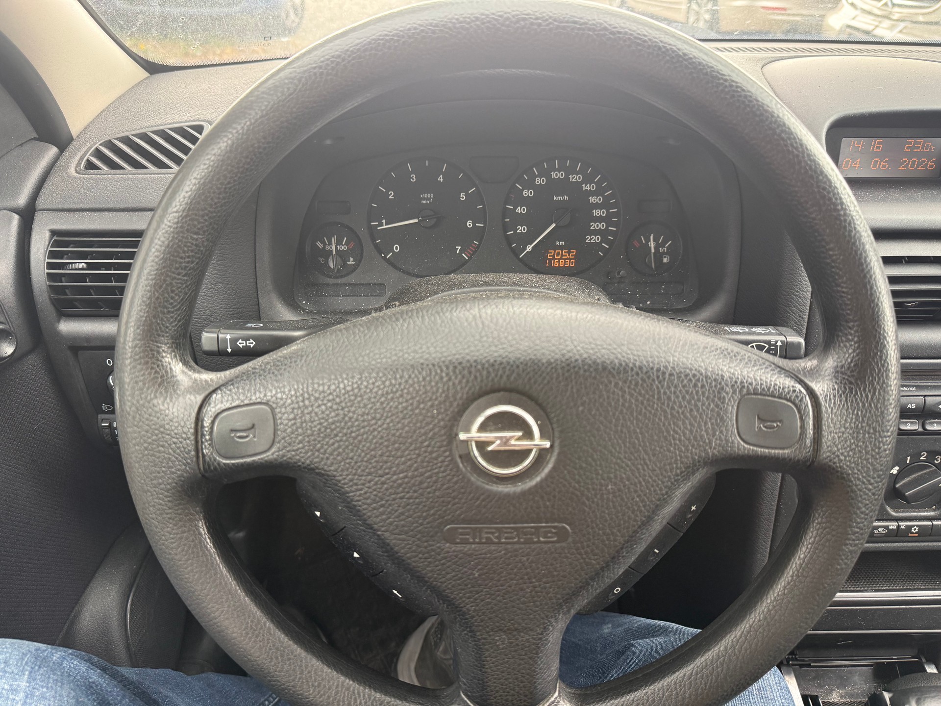 OPEL Astra 1.6i 16V Club-image-10